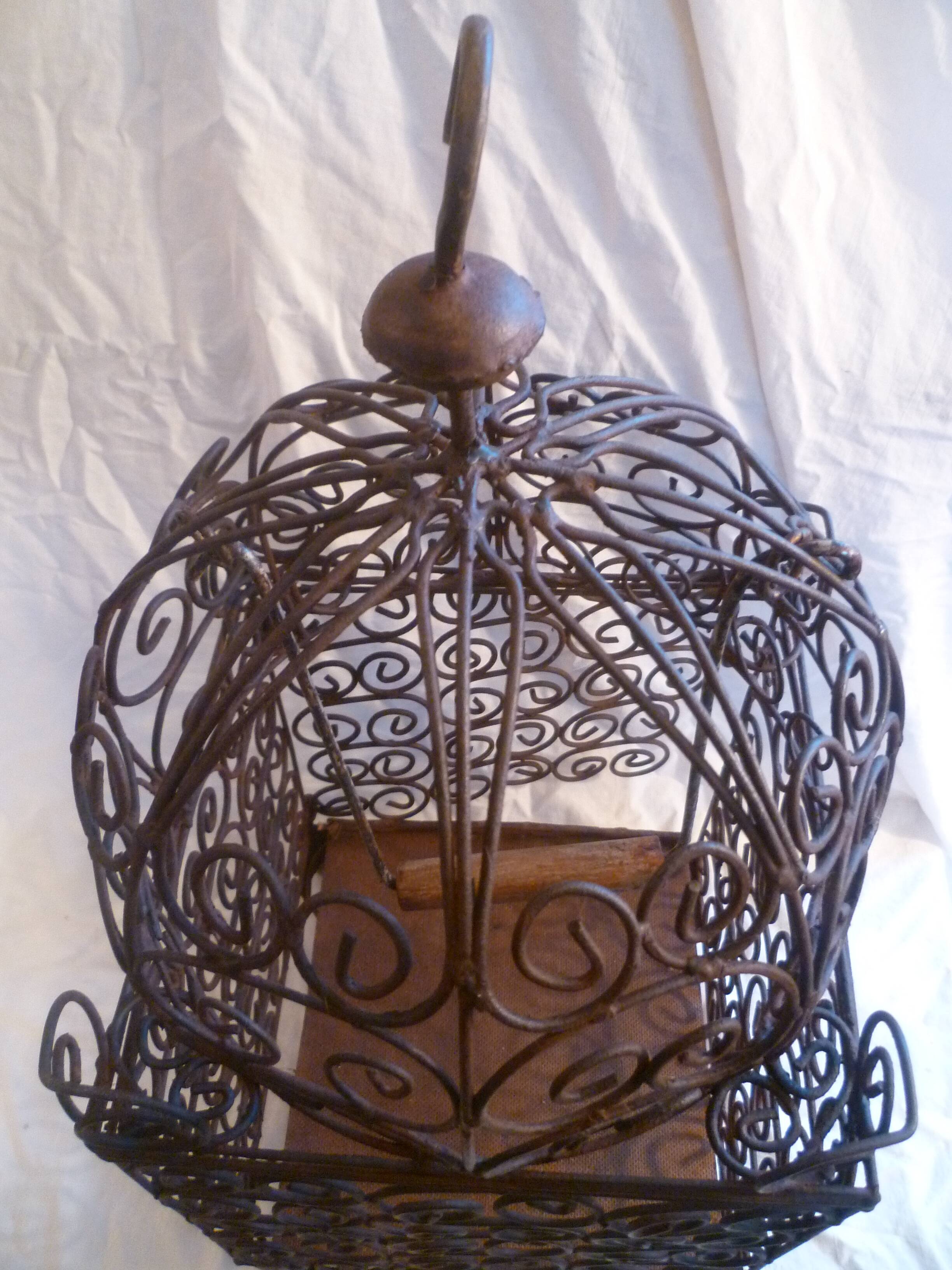 Vintage metal volute decoration
