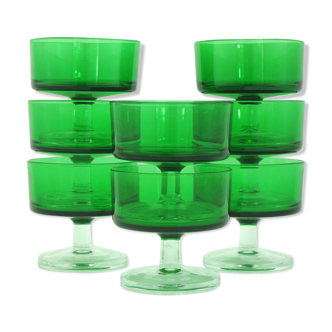 8 bottle green champagne glasses, Cavalier Luminarc France 1970