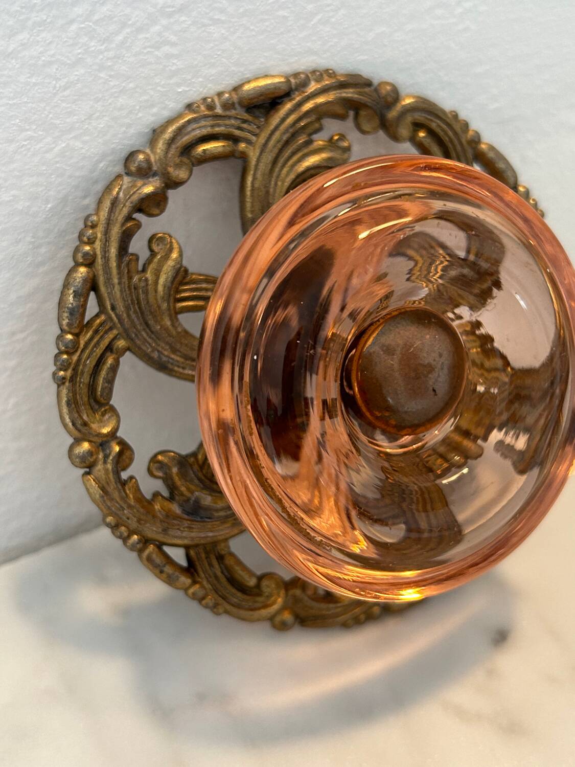 Handle, door or drawer knob