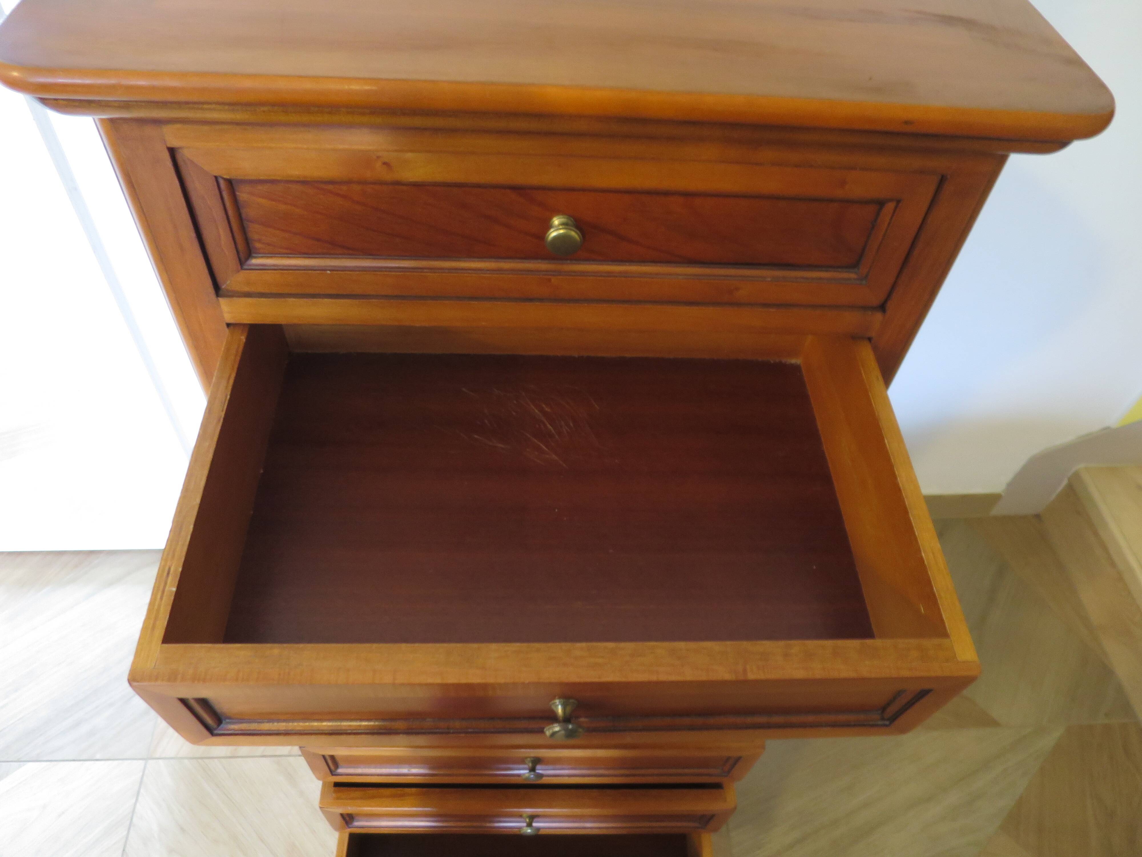 Rare Louis Philippe chest of drawers with 7 drawers from the 80s in cherry wood
