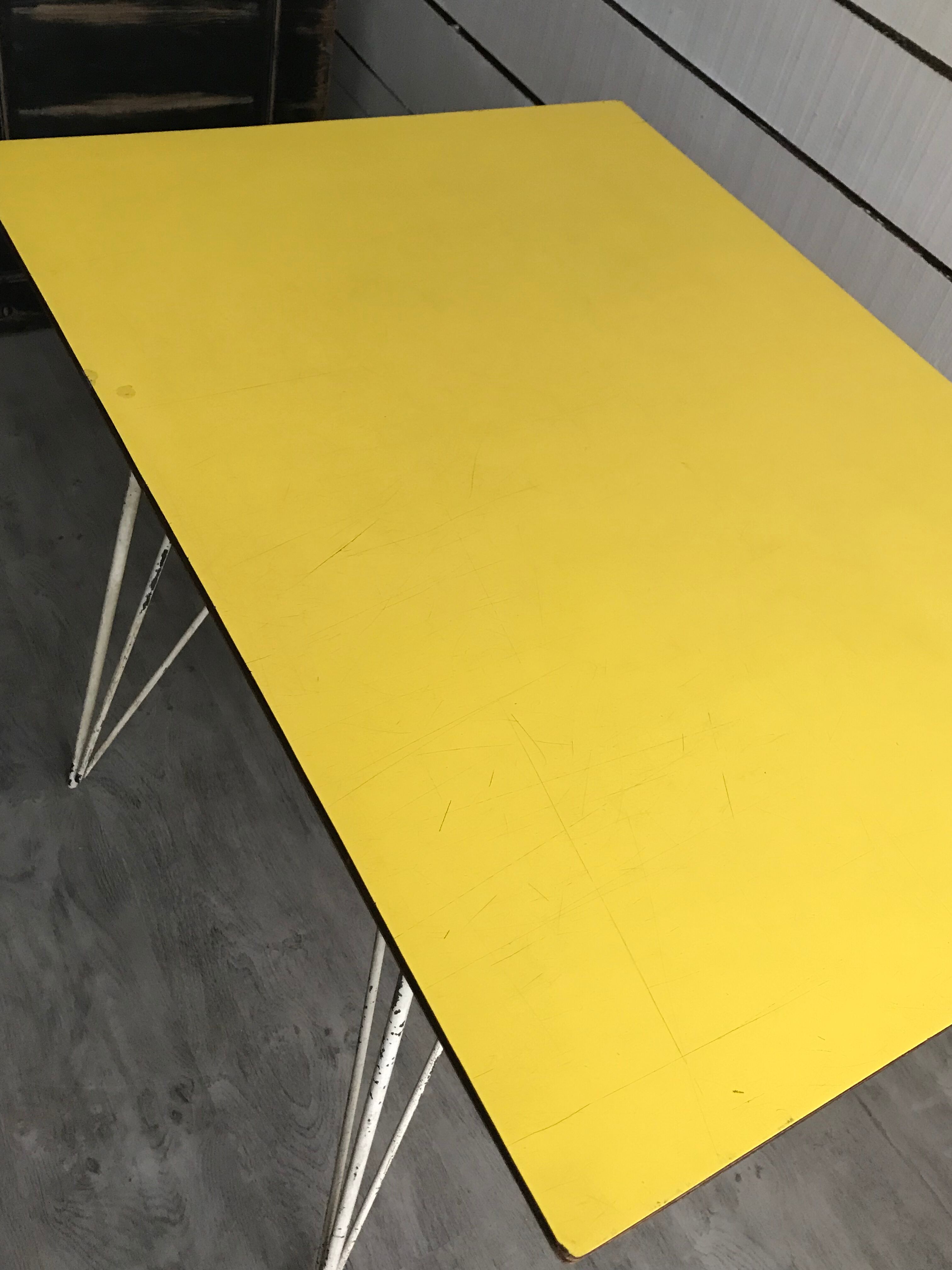 Table vintage Formica Eiffel