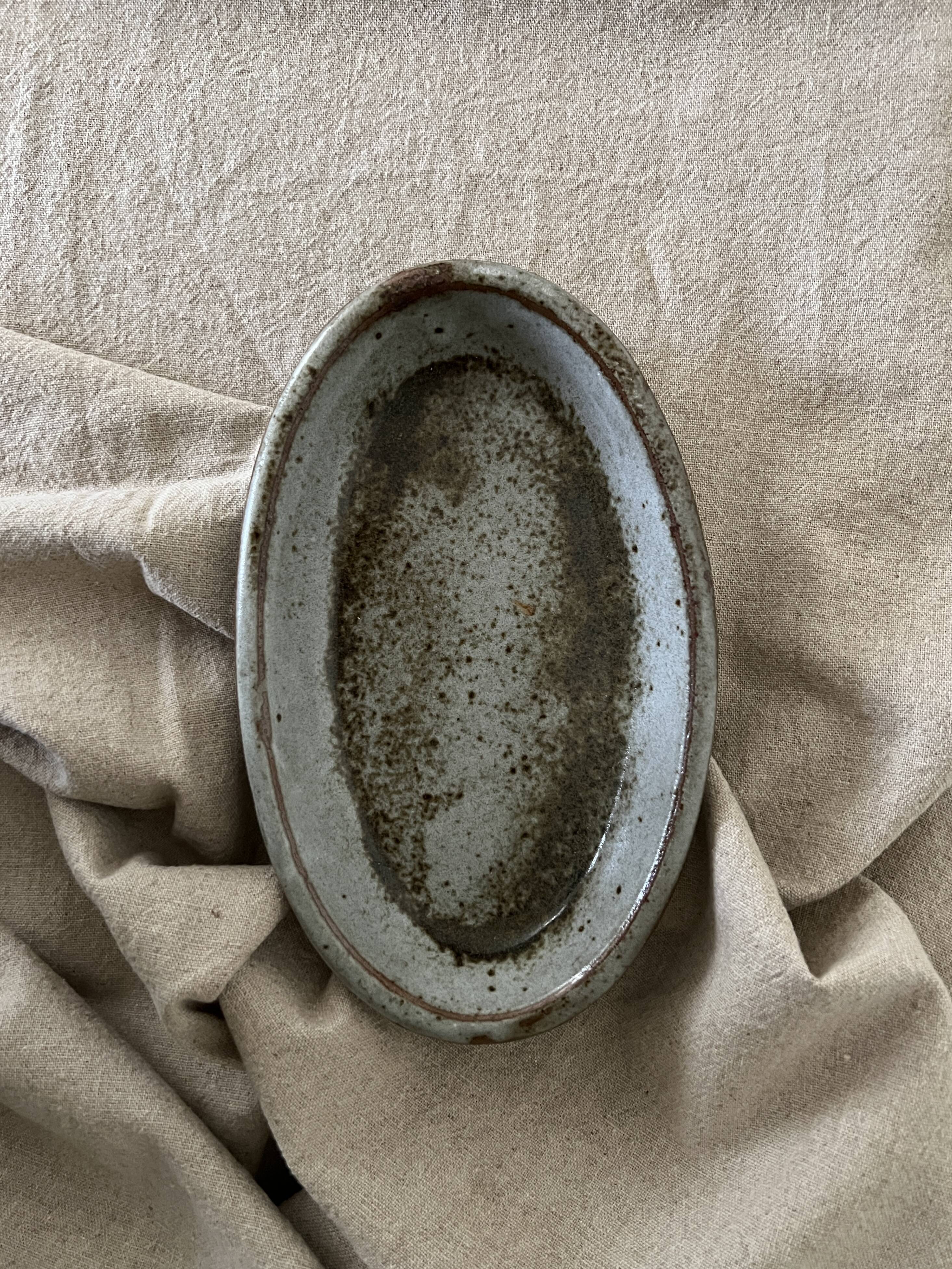 Oval bowl in glazed ceramic stoneware with sanded loir, C&T Robert 1970