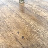 Table ronde moderniste chêne massif, piètement cylindrique pin, DLG Perrian