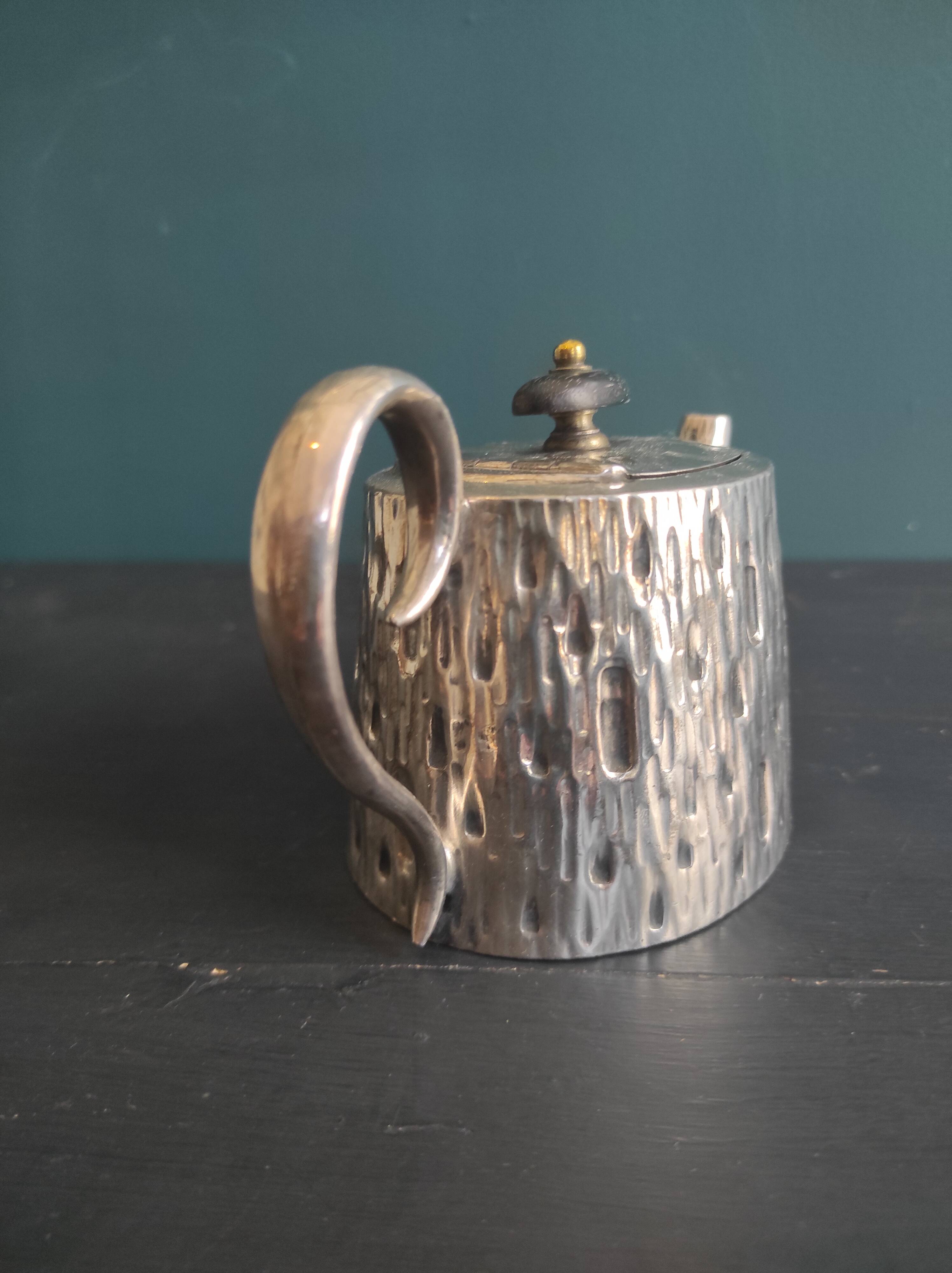 Silverplated tea pot, Kirby, Beard & Co, Paris, Made in England