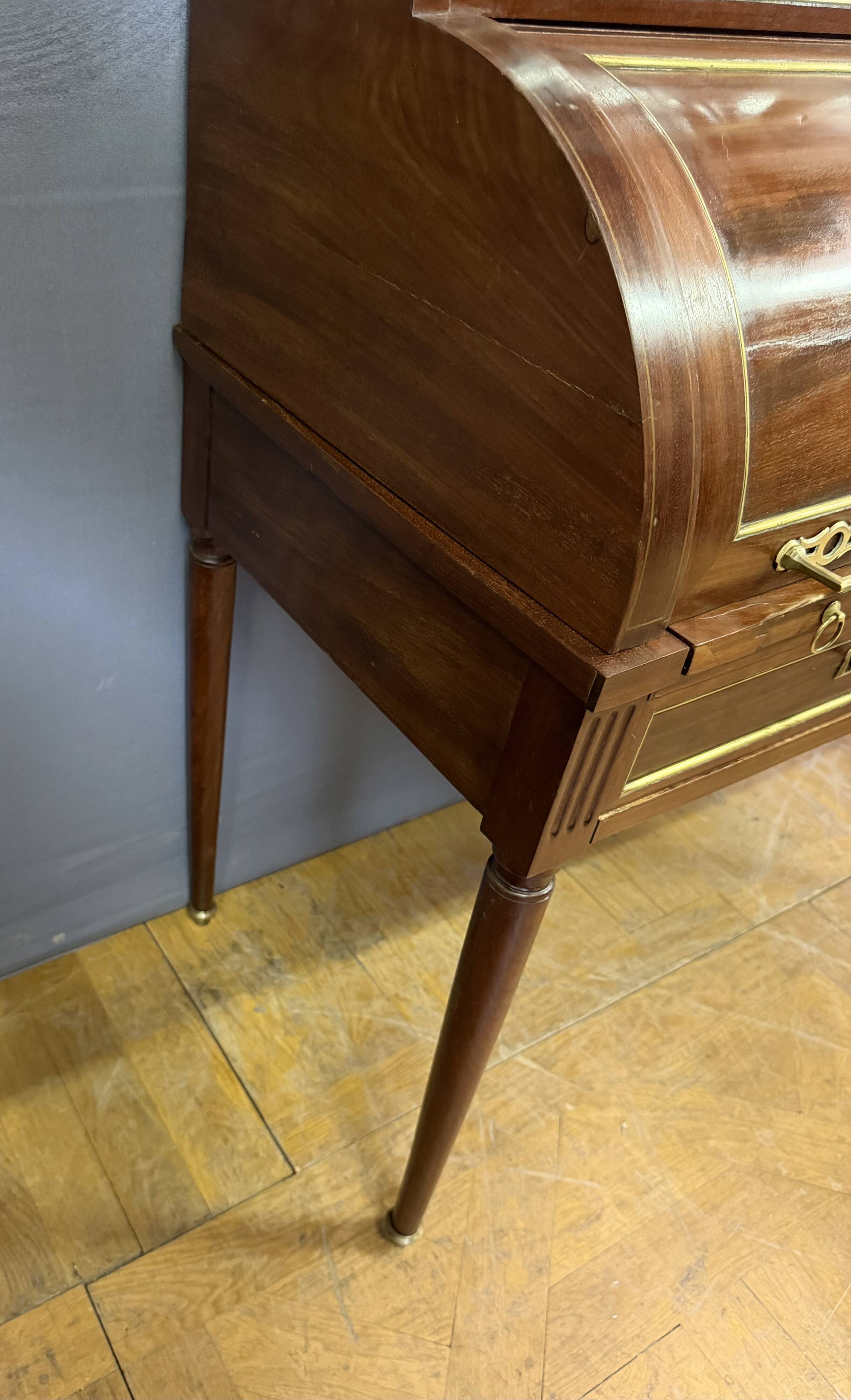 Bureau à Cylindre en Acajou époque Directoire