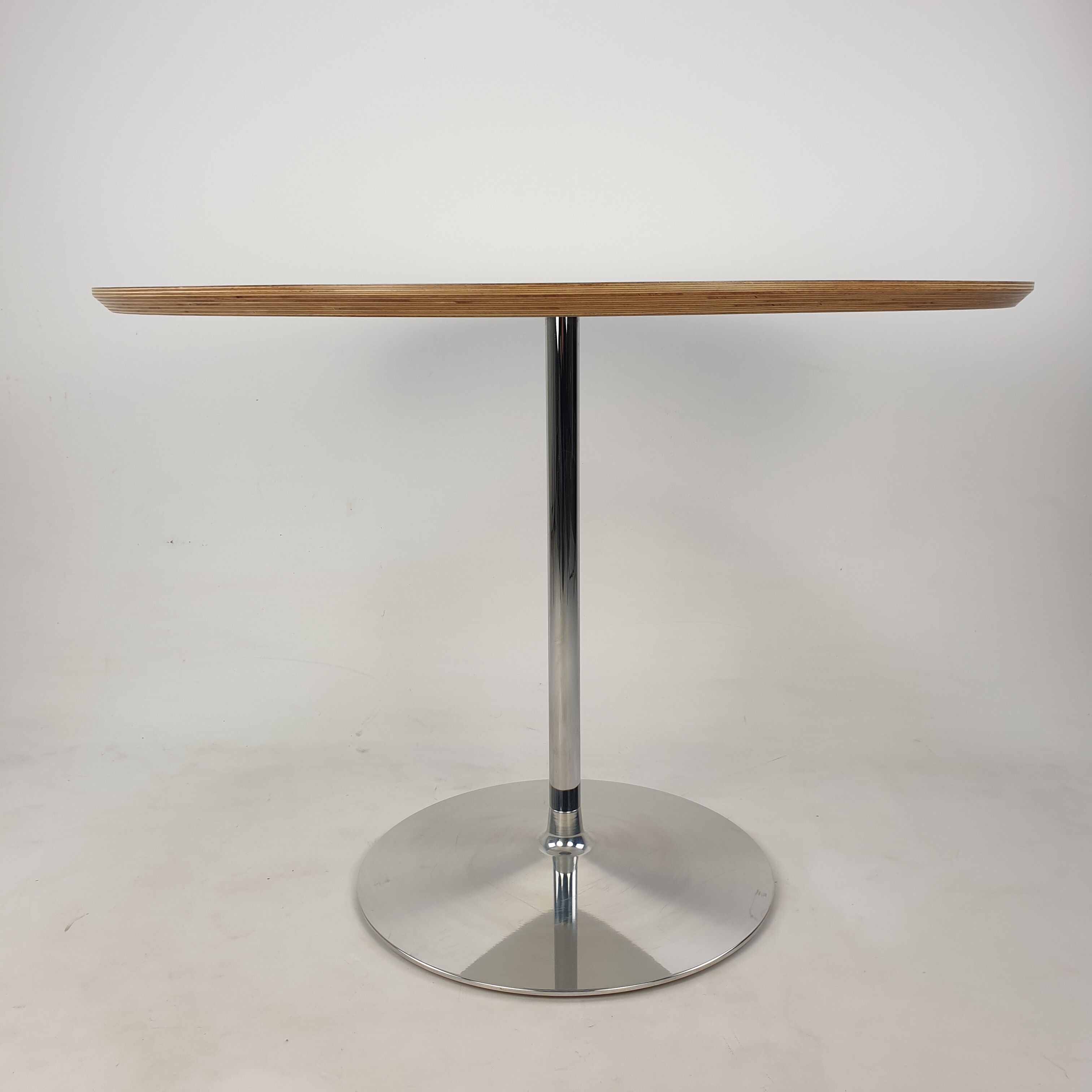 Round Dining Table by Pierre Paulin for Artifort, 1990s