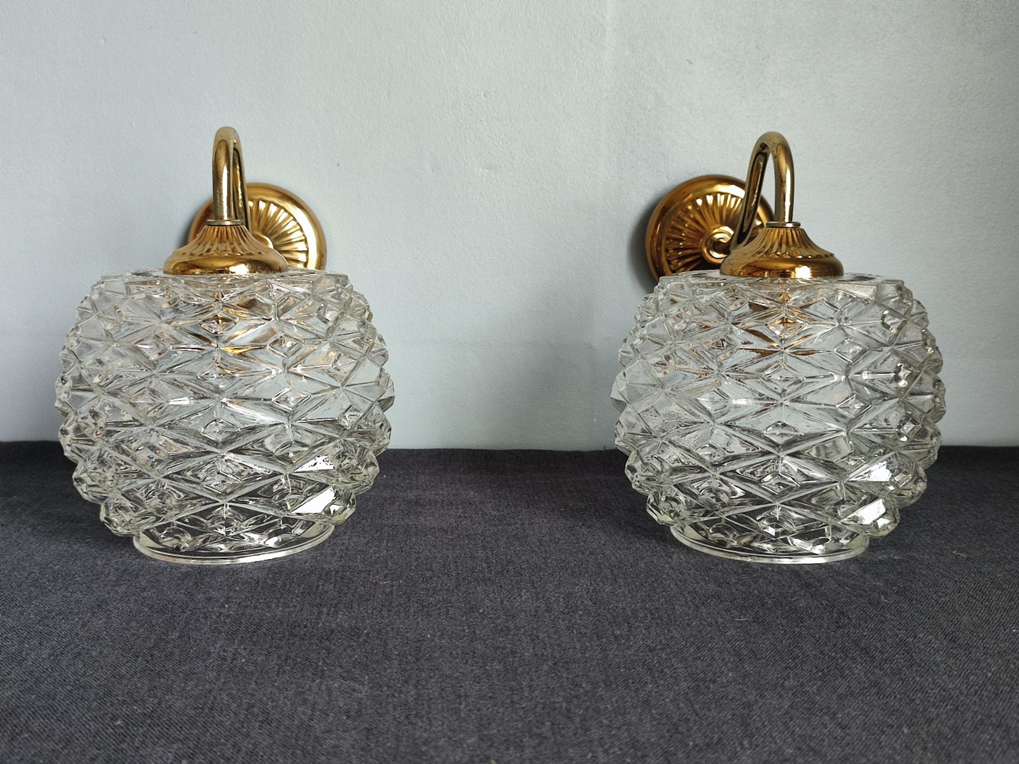 Pair of scones glass scones and vintage golden metal