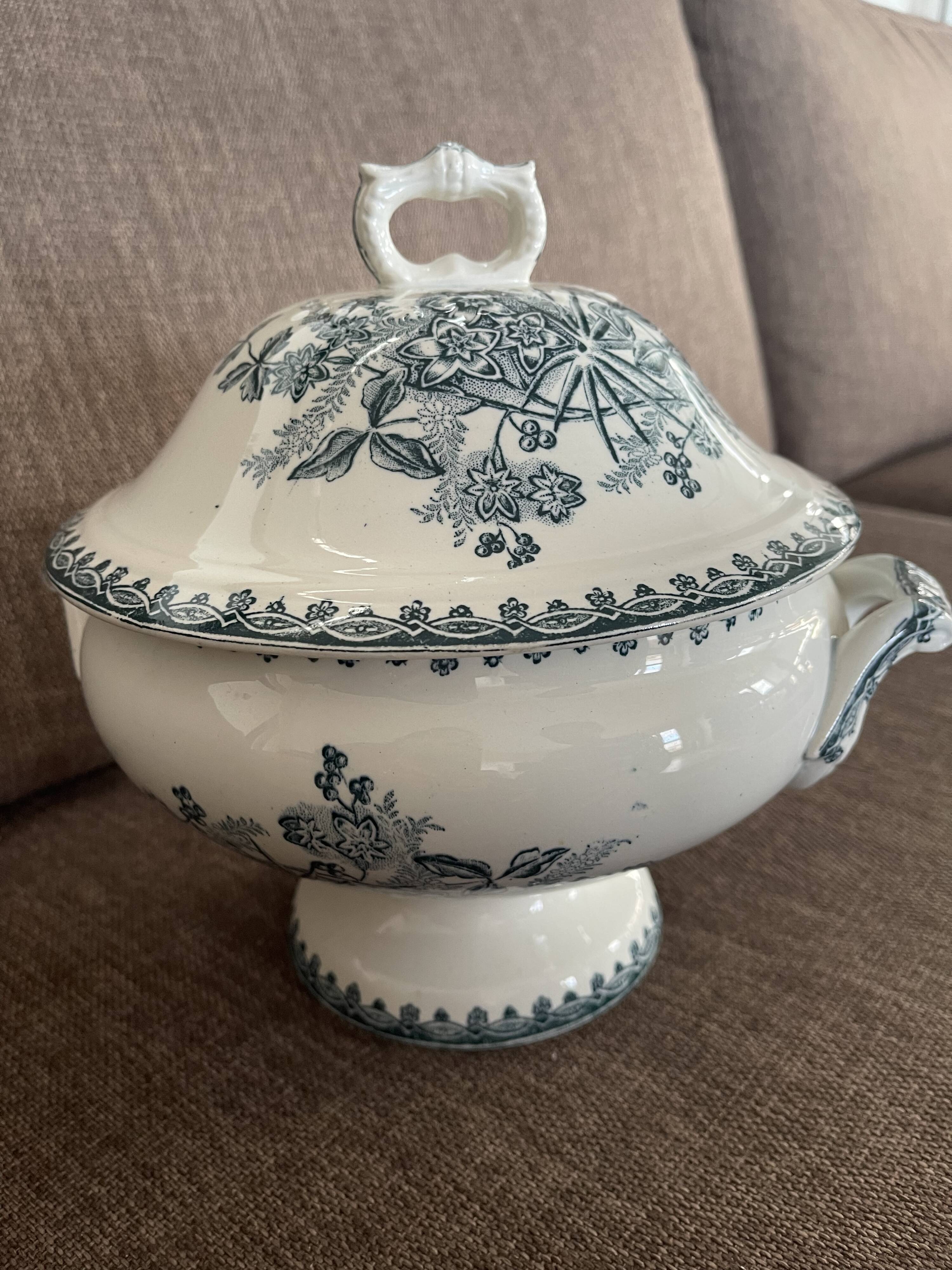 Margot iron earth tureen
