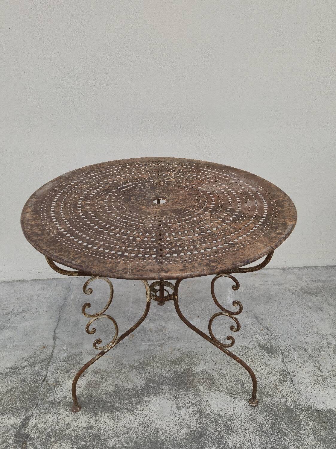 Wrought iron garden table pedestal 1900s