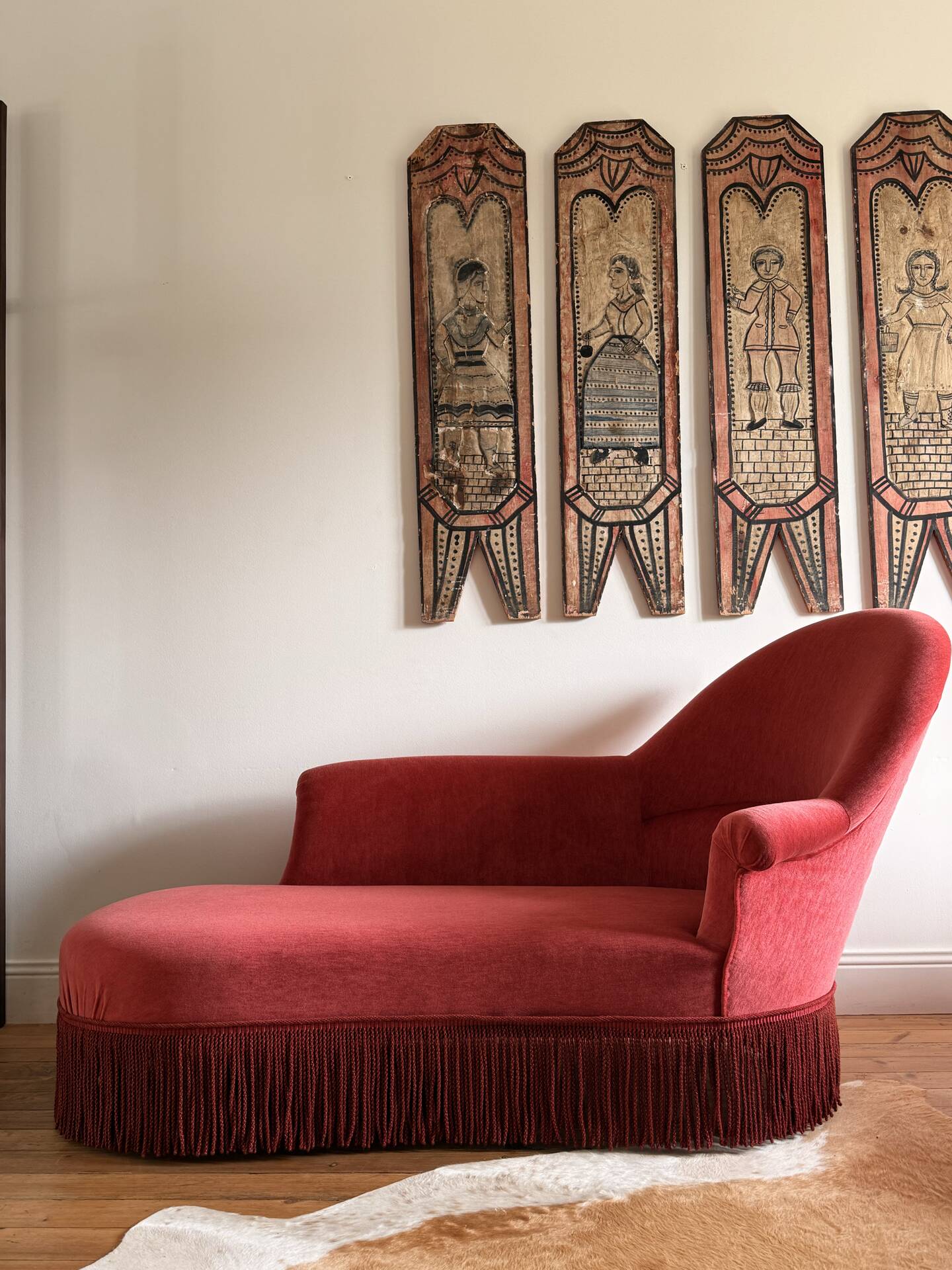 Napoleon III meridian in coral velvet with bouillon fringes – condition c
