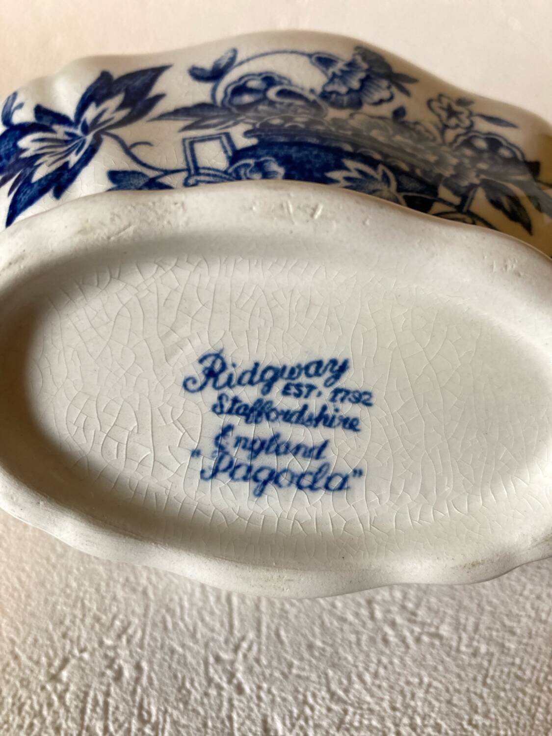 Ridgway Staffordshire England Pagoda Gravy Boat