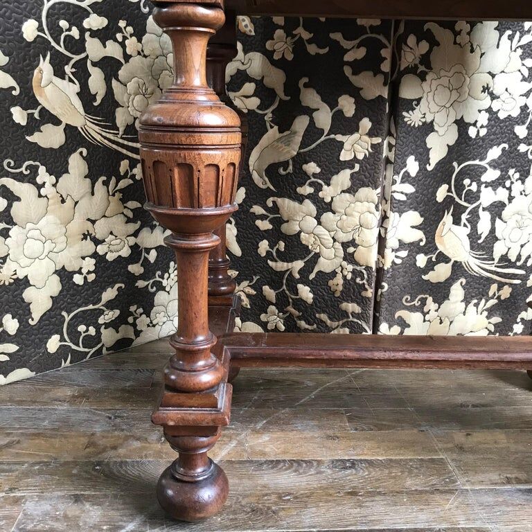 Bureau d'époque Louis XIV 19ème siècle