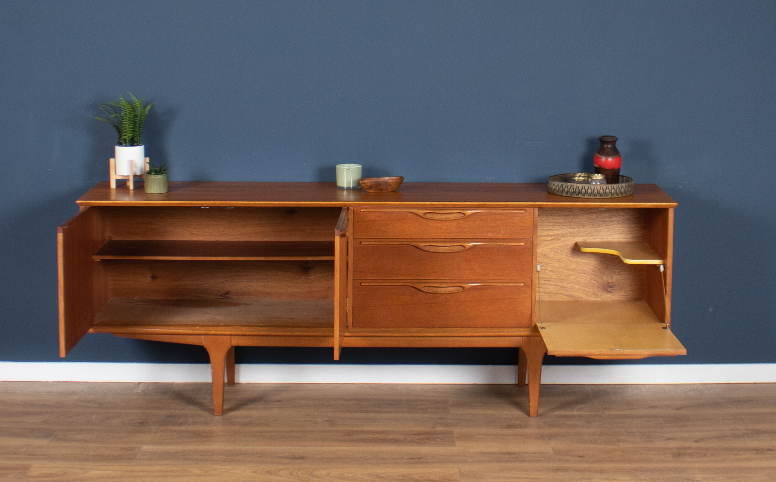 Retro teak 1960s long jentique classic mid century sideboard