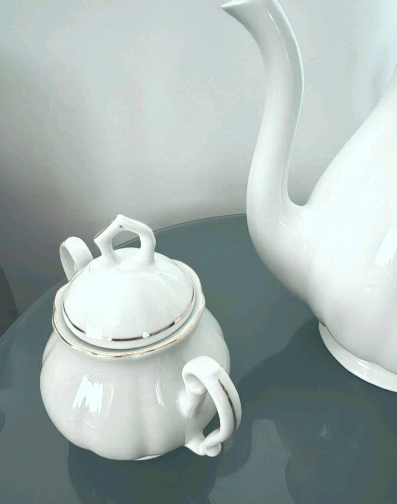Grande Cafetière Et Sucrier En Porcelaine Fine Italie