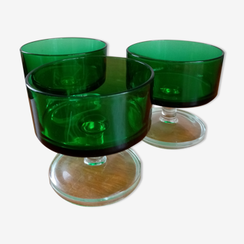 Green vintage ice cream cups