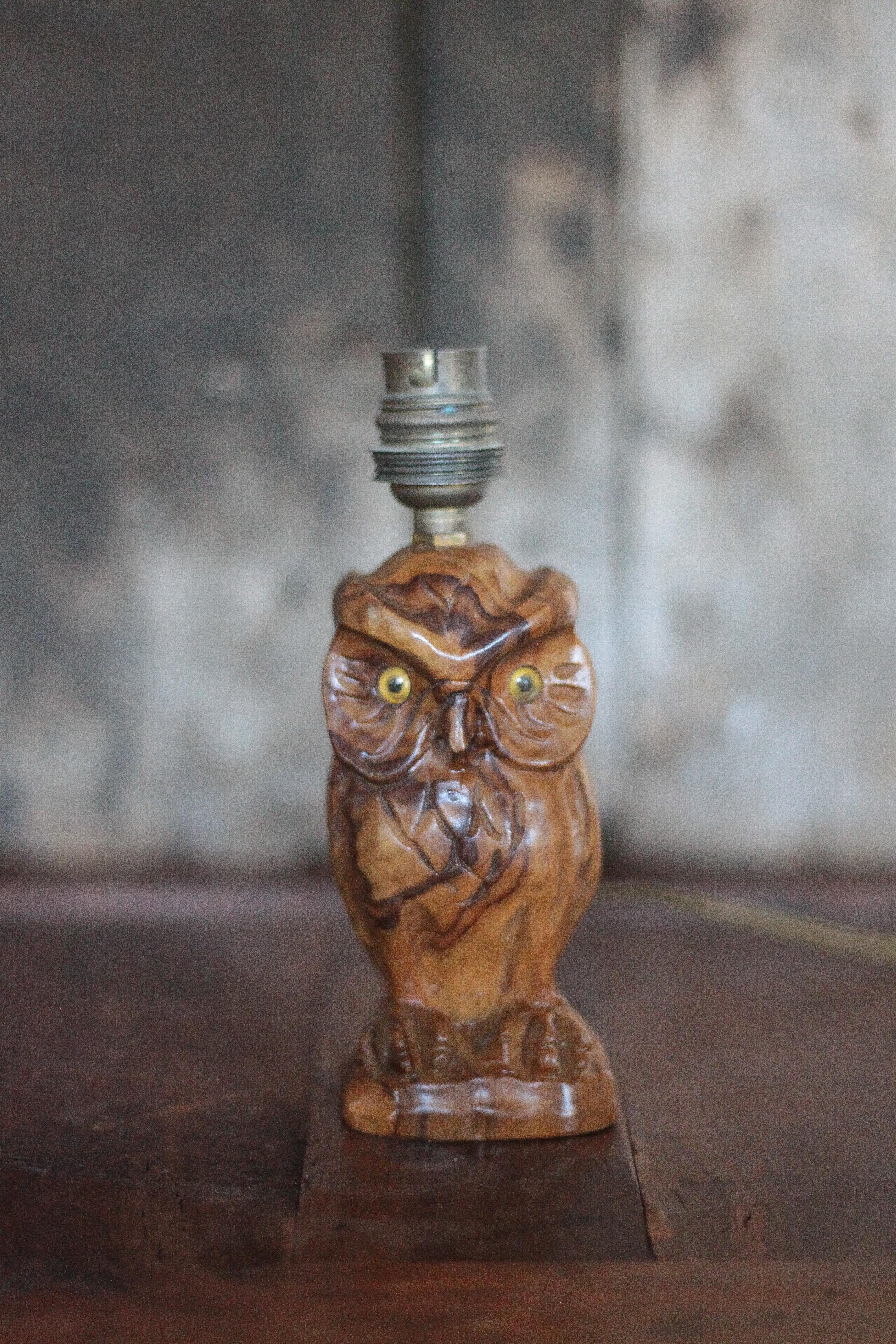 Wooden owl-shaped lamp, vintage owl, zoomorphic lamp, interior decoration.