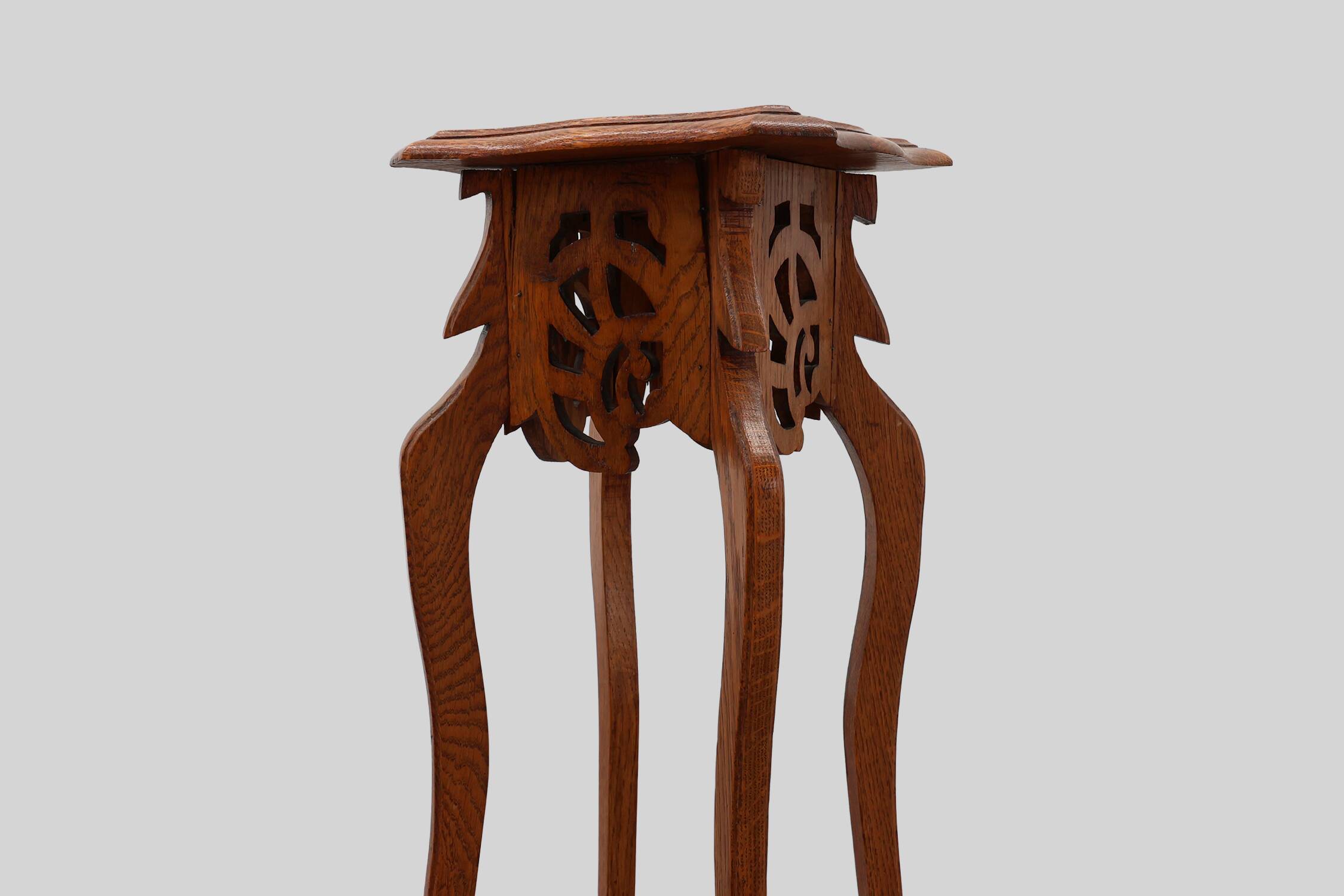 Art Deco tall pedestal in oak with 2 levels, France ca. 1915