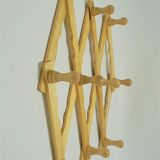 Accordion hooks