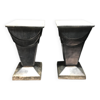 Pair of planters