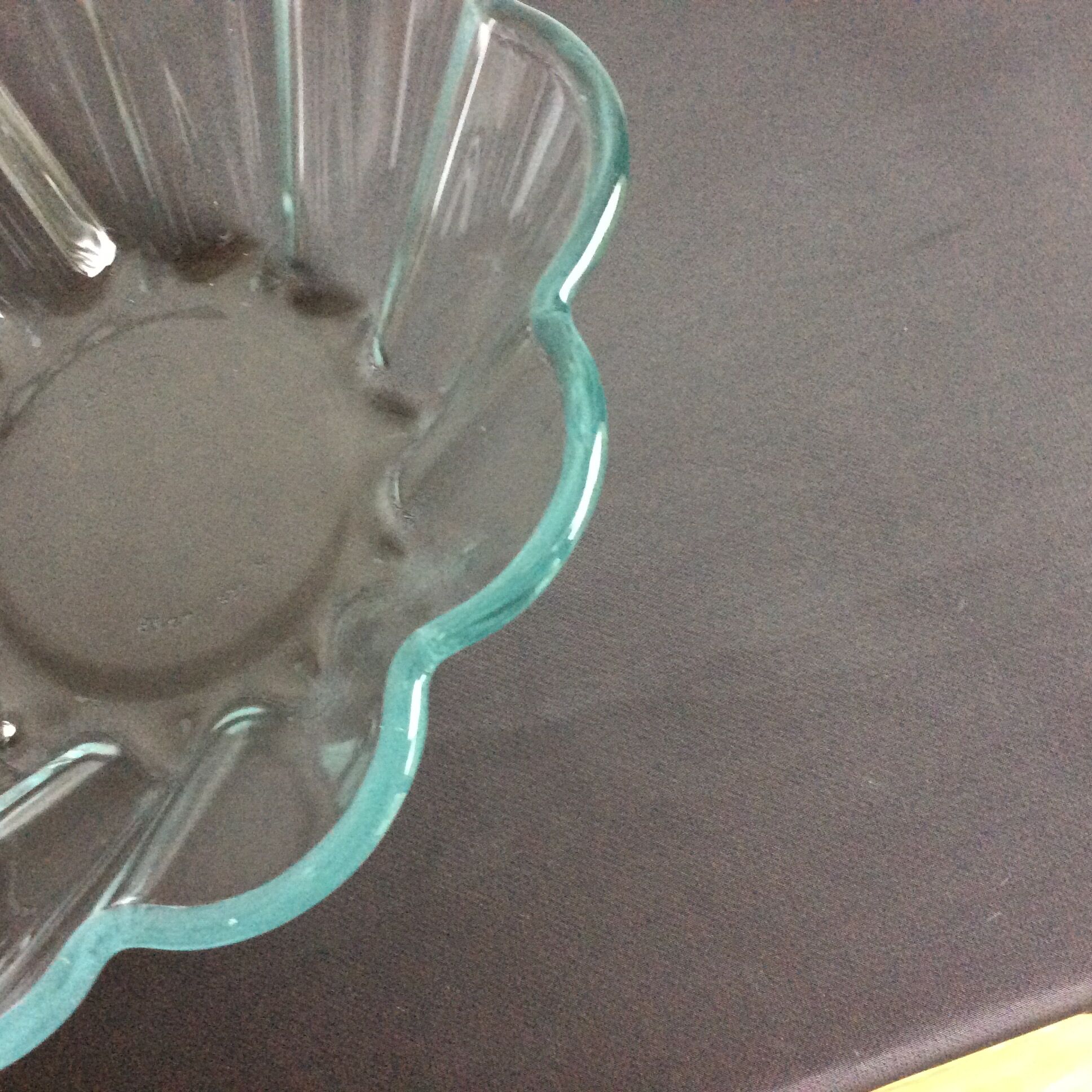 Cake mold (Charlotte or other) fluted glass PYREX - vintage