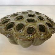 Pique fleurs vase vert kaki
