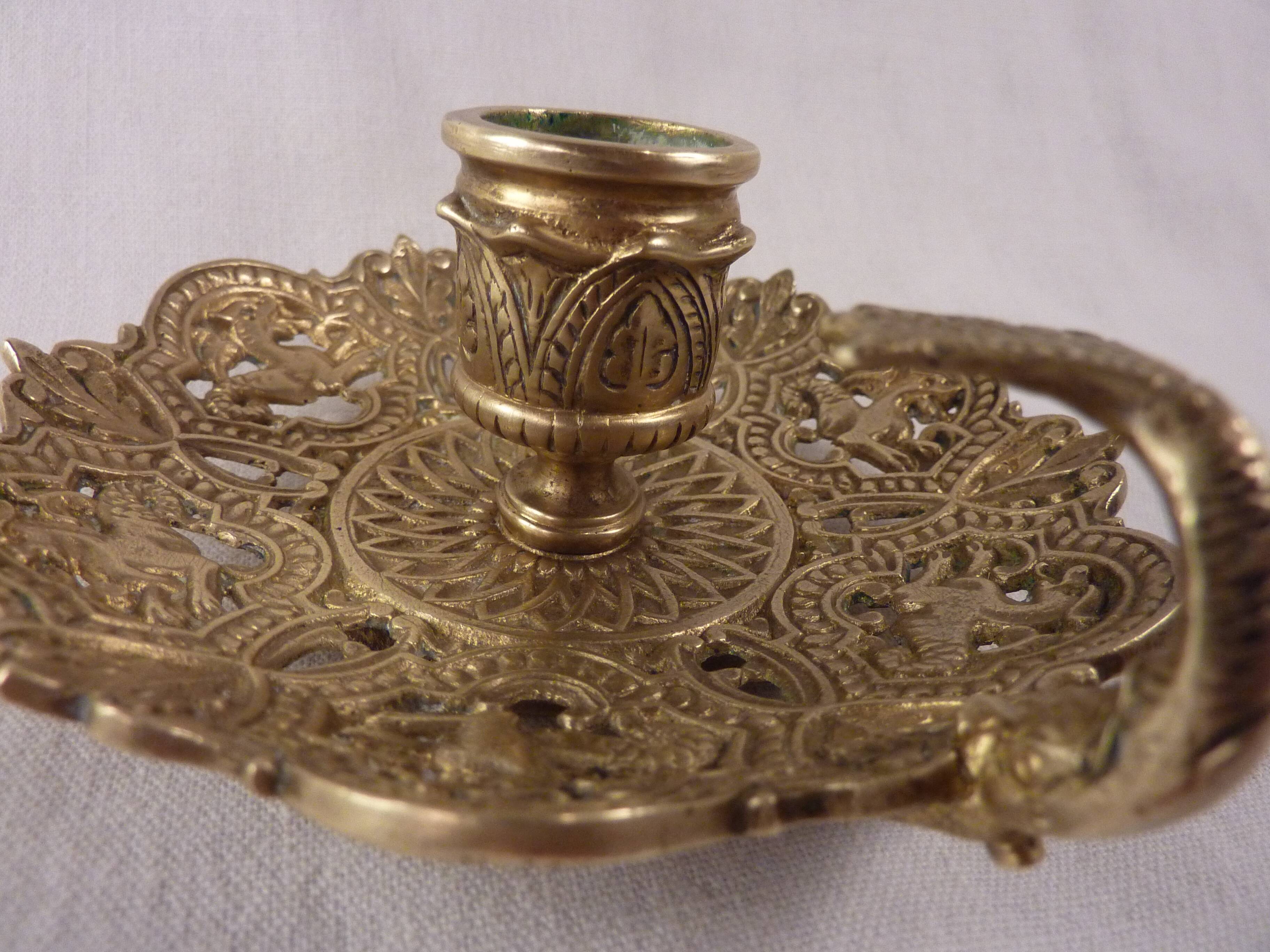 Hand boougeoir, cellar rat, openwork bronze