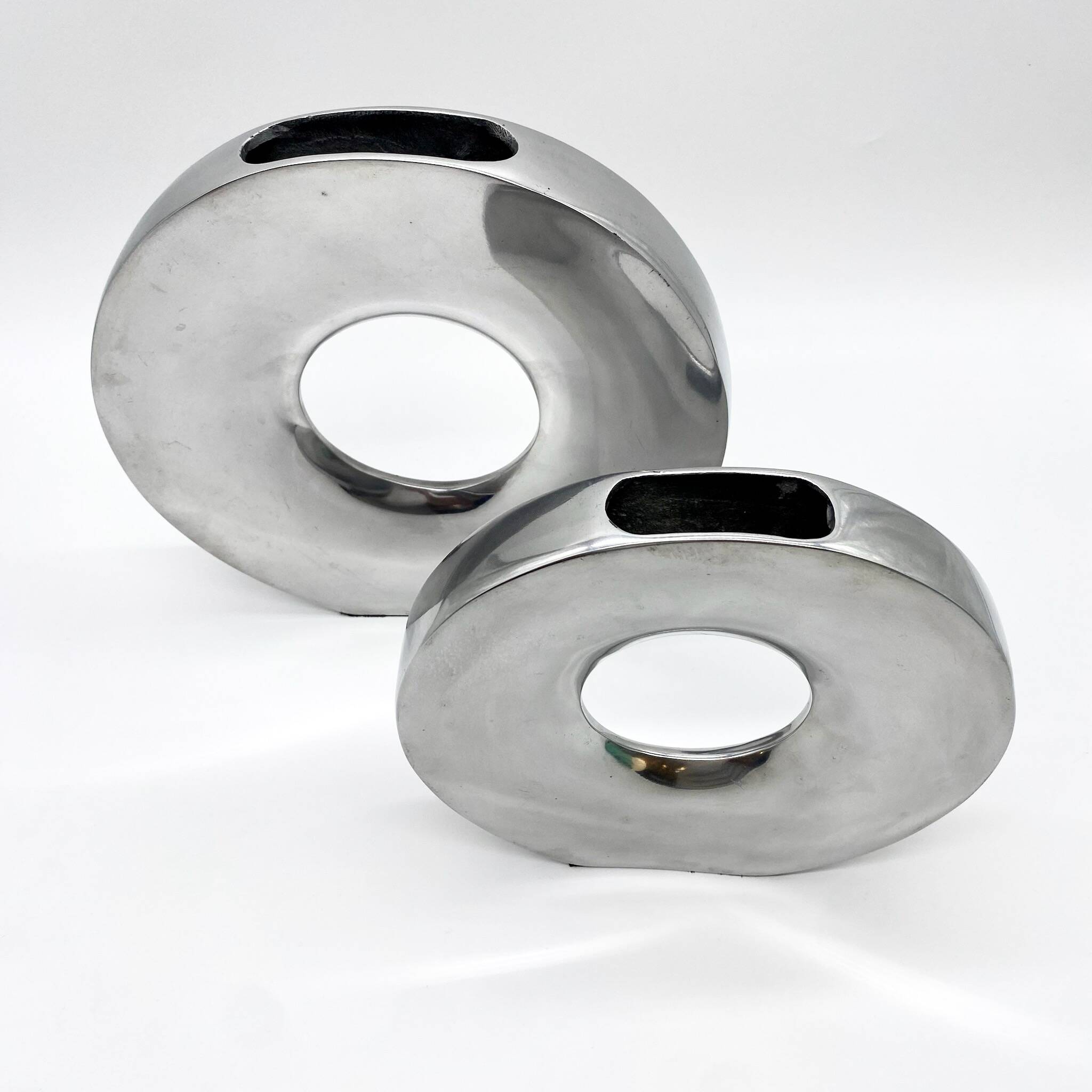 Pair of “donut” vases / cast aluminum – 1970s Italy
