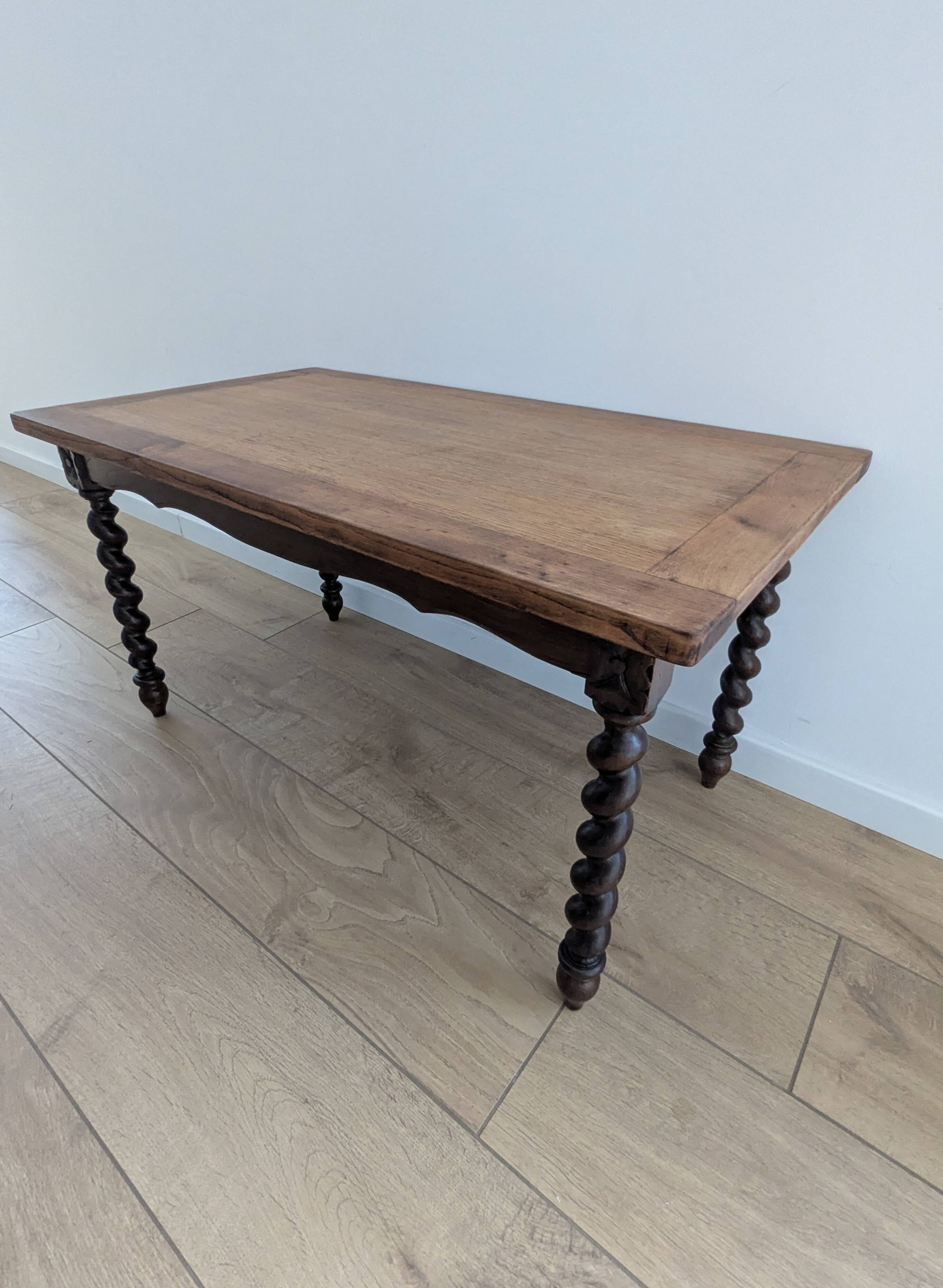 Solid wood coffee table with carved twisted legs