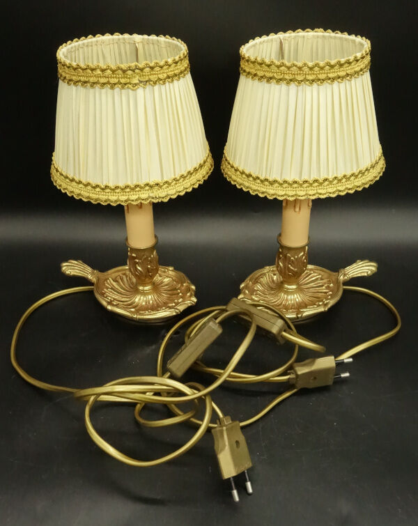 Pair of Louis XV style bedside lamps