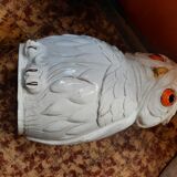 Umbrella holder owl in ceramic