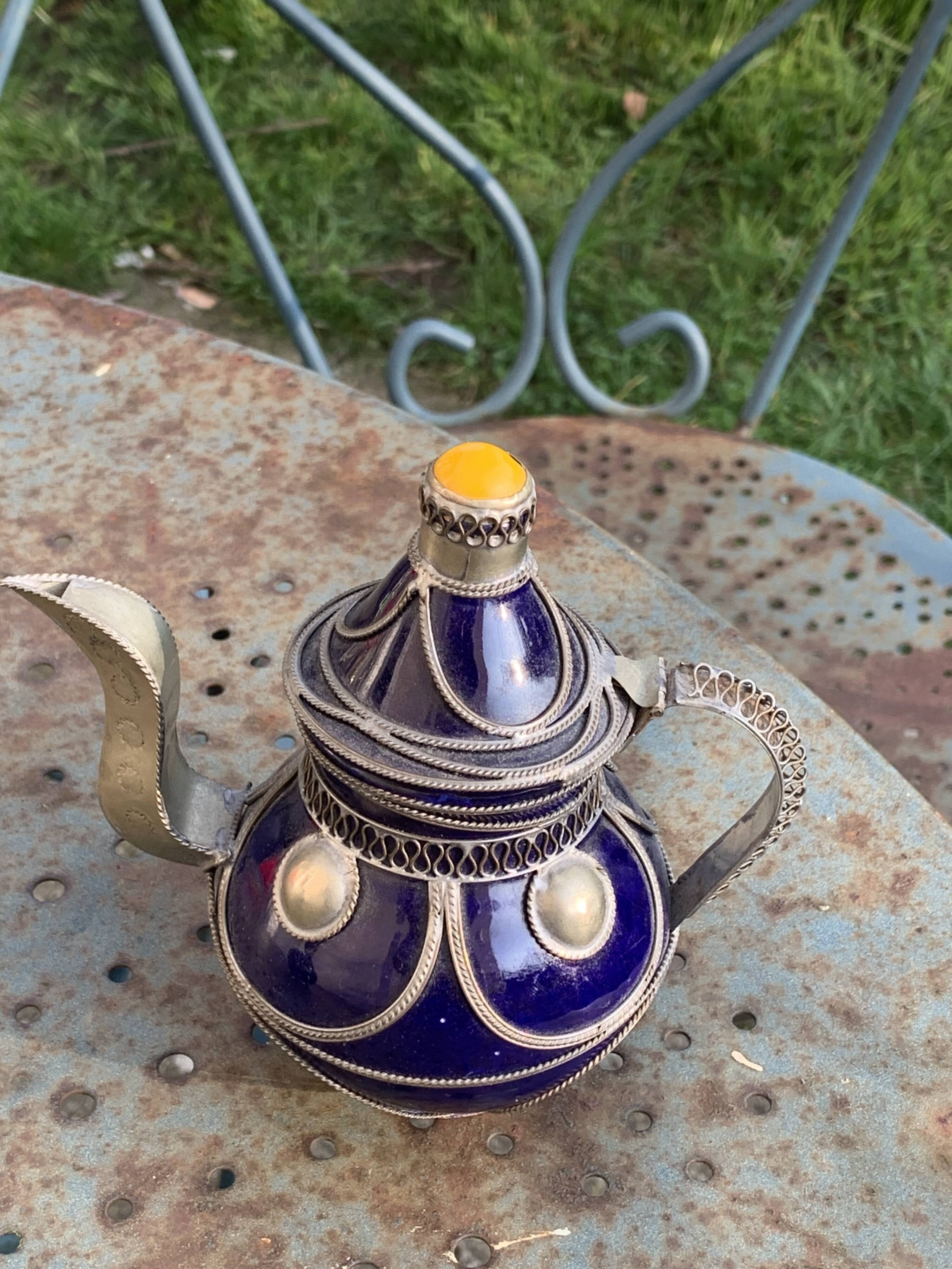 Vase and small teapot in cobalt blue enameled ceramic with artisanal and oriental pewter inserts