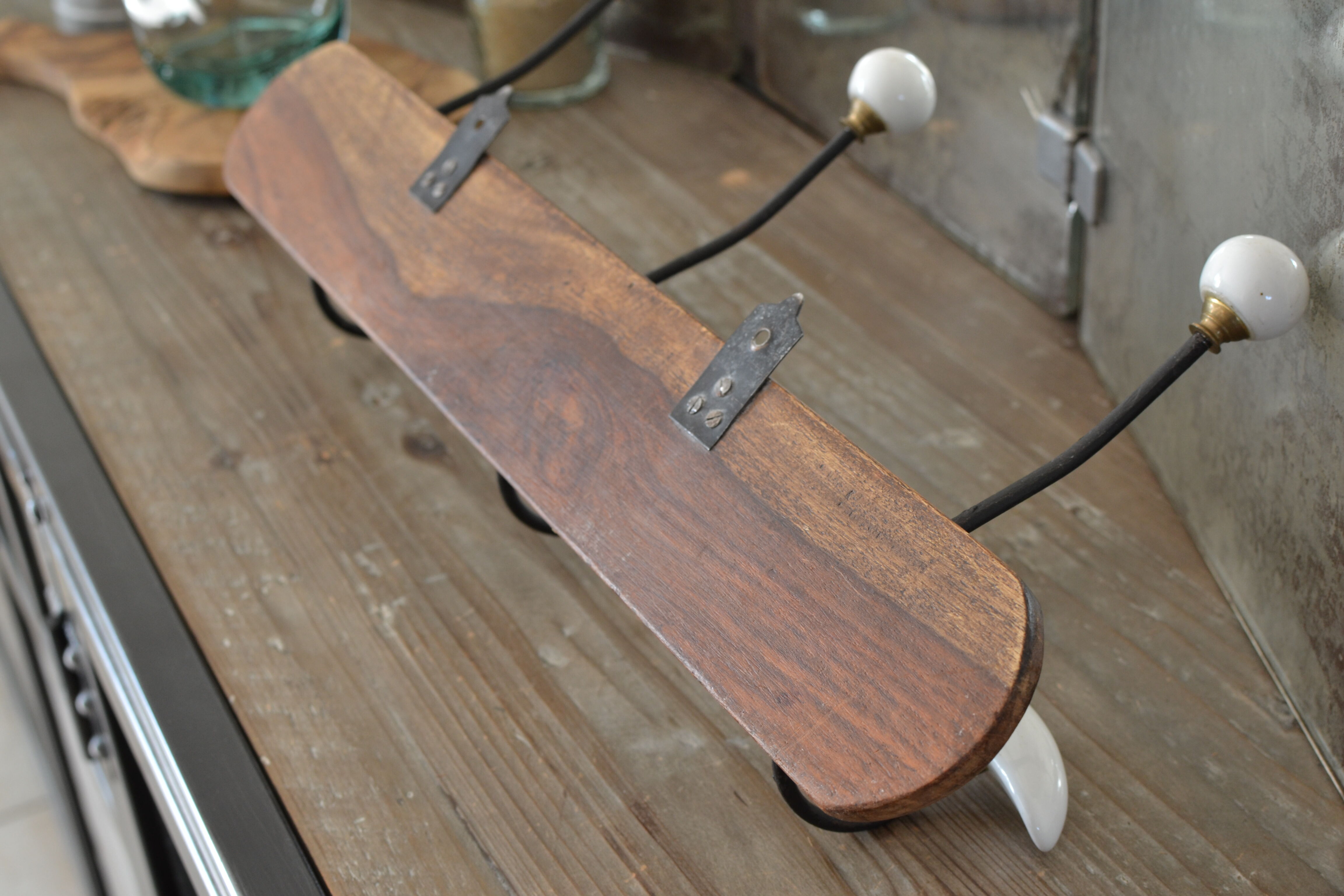 Vintage hook with 3 solid wood hooks