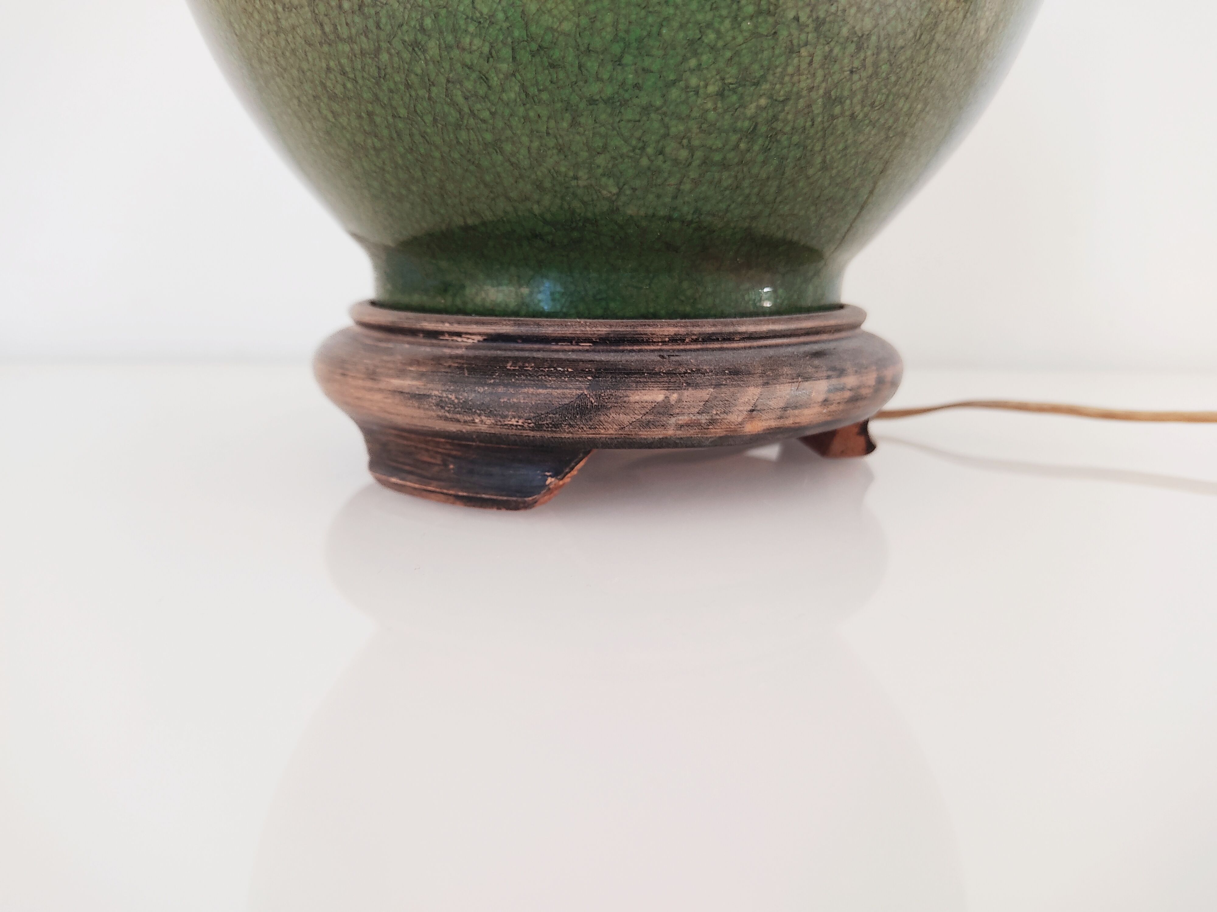 Green ceramic lamp foot