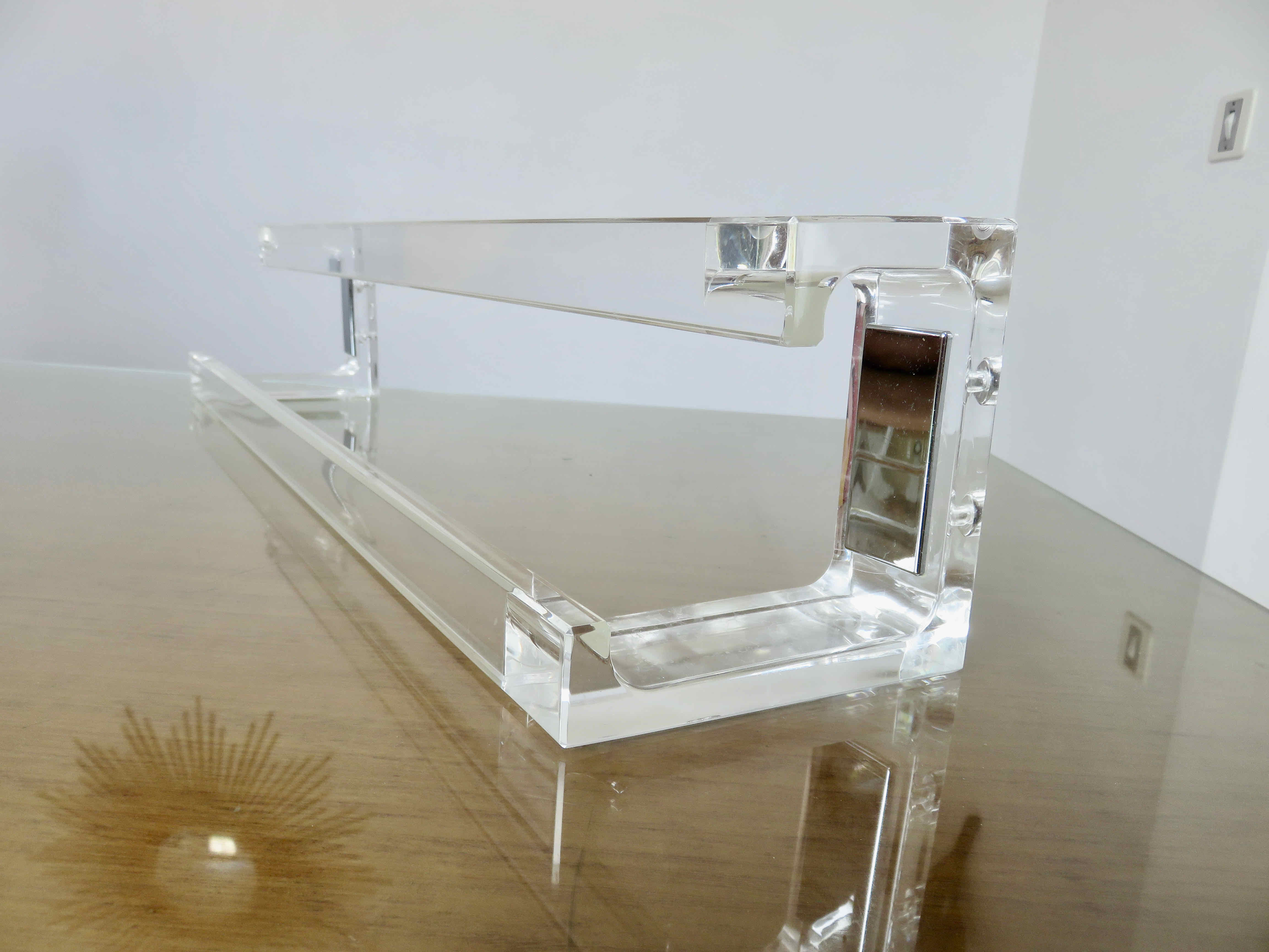 Plexiglas towel rack 70s