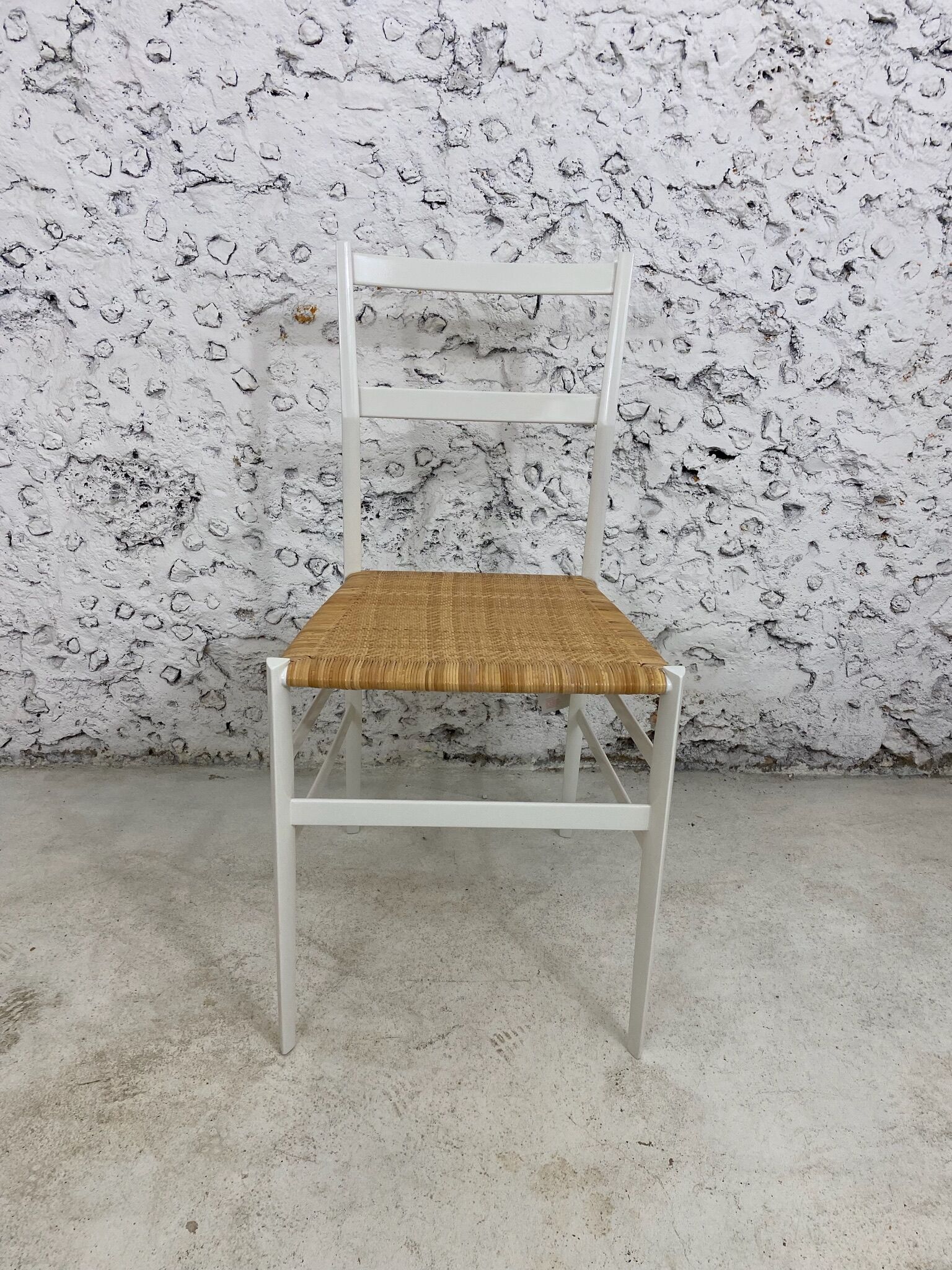 Superleggera chair by Gio Ponti for Cassina modeled 699