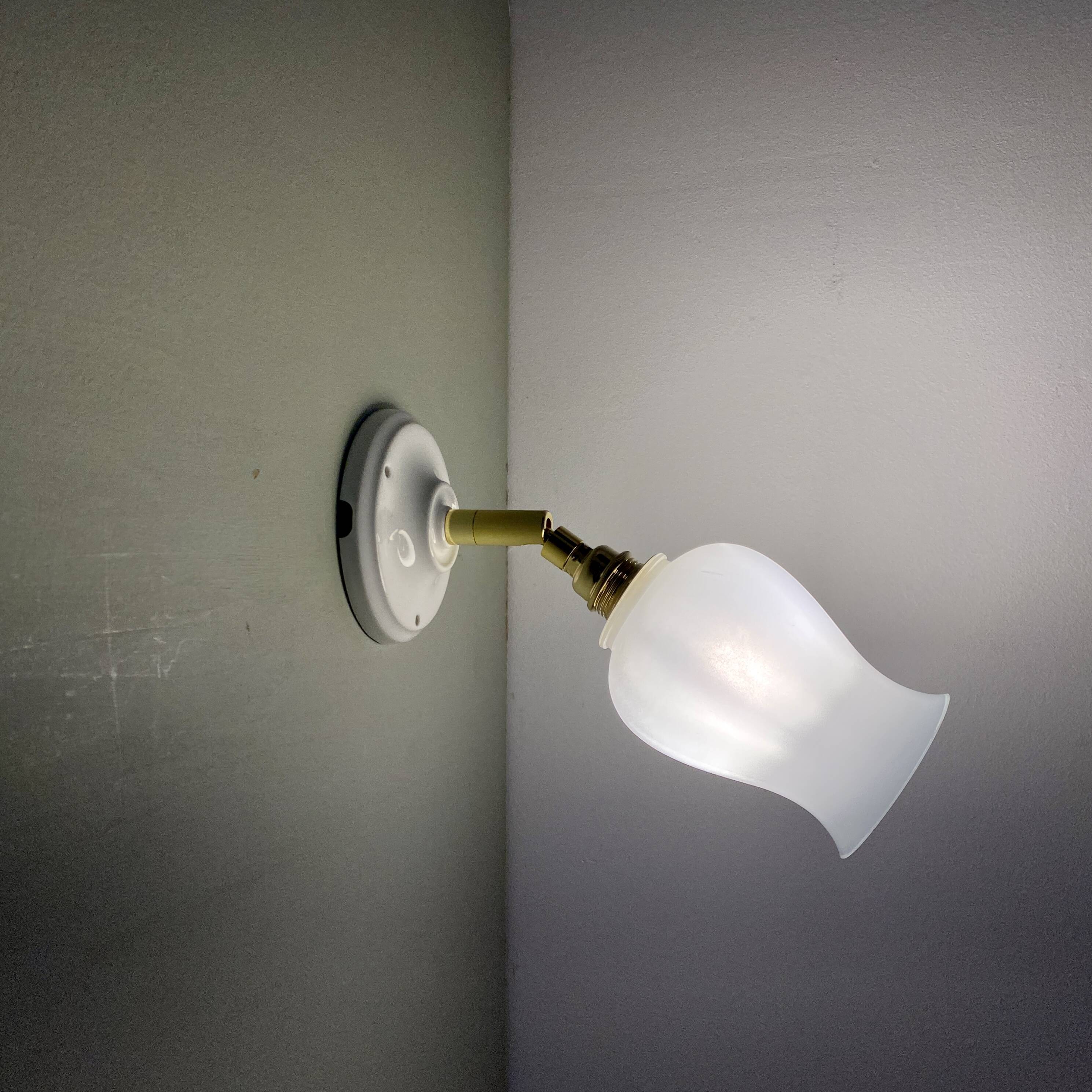 Vintage tulip wall lamp in white opaline