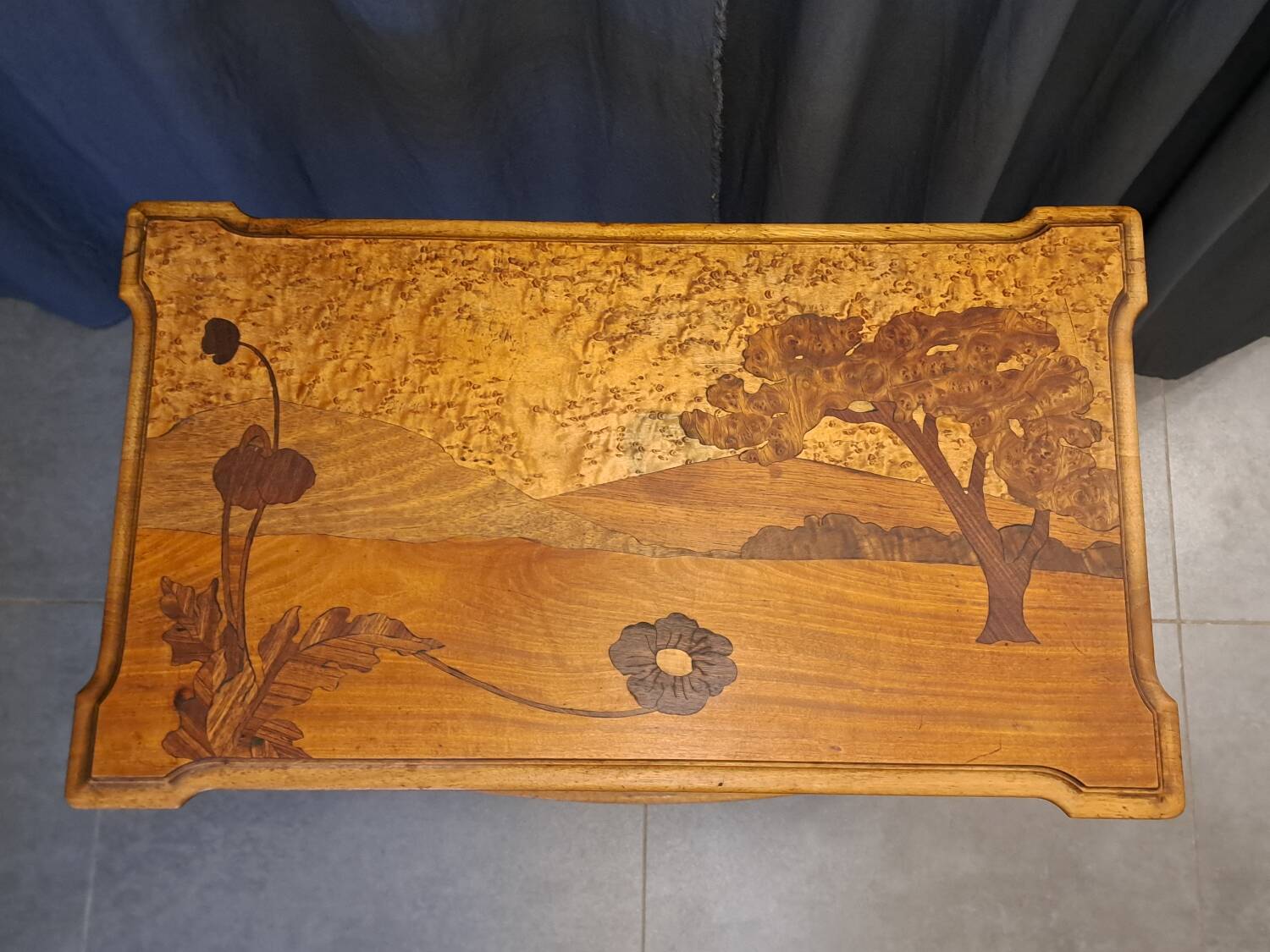 Art Nouveau coffee table with marquetry.