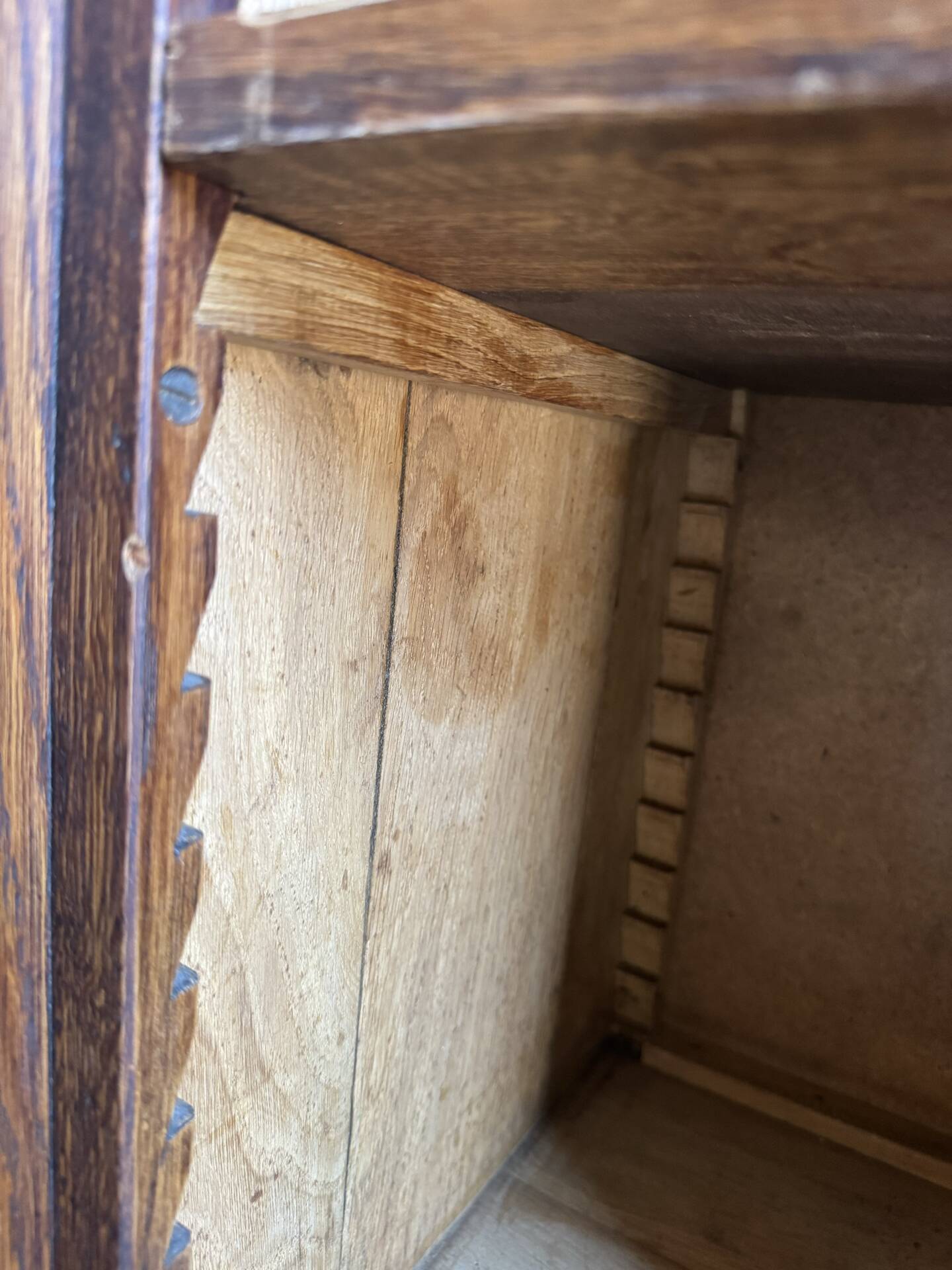Buffet bas portes coulissantes années 60