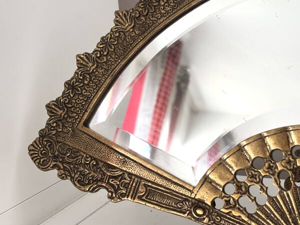 Miroir ancien en laiton