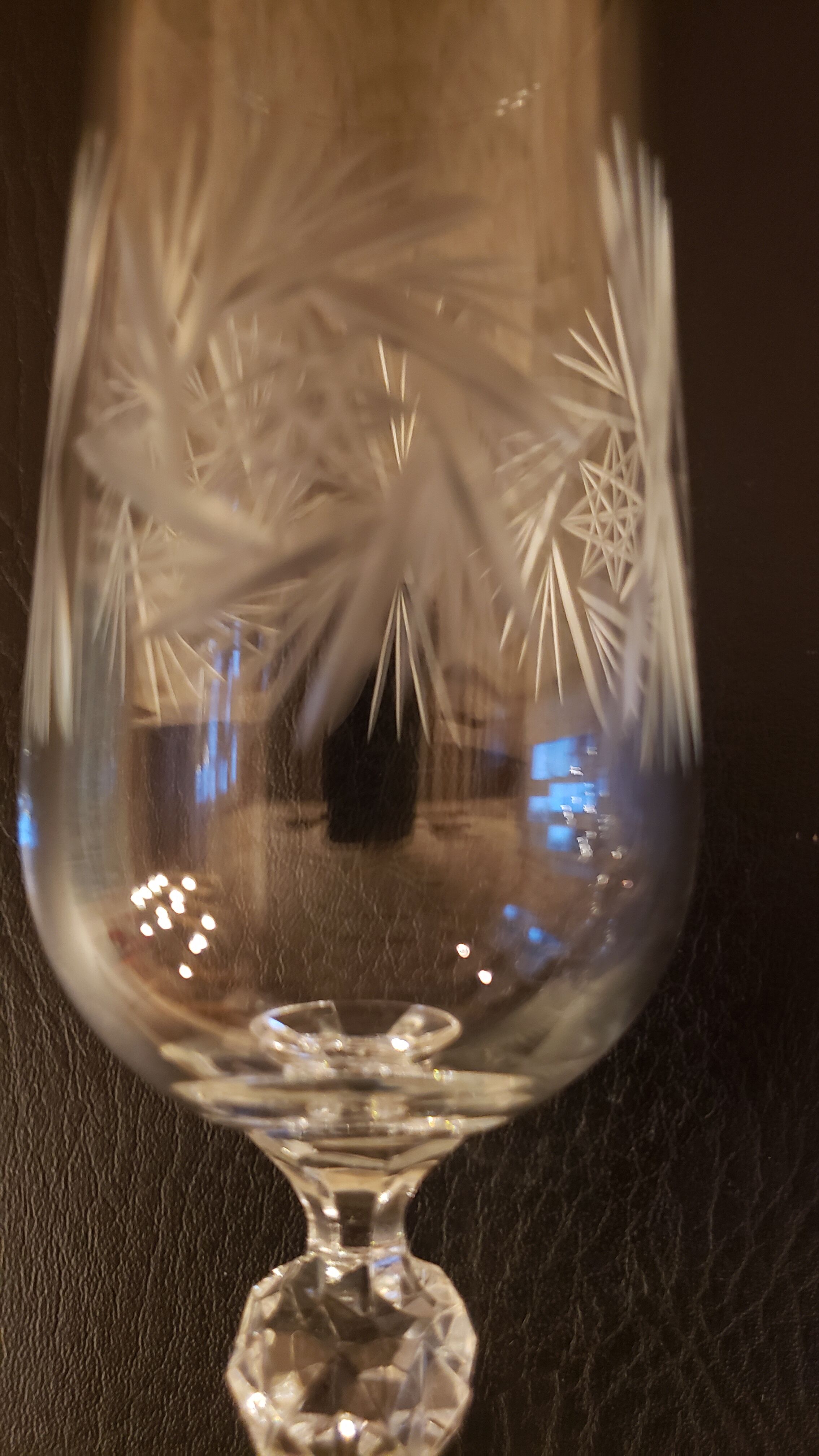 2 Karas Crystal champagne flutes