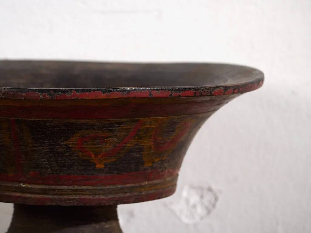 Ancient hand-painted Tibetan singing bowl (c.1900) #30