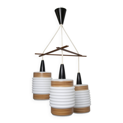 Suspension triangle scandinave en cascade 3 opalines
