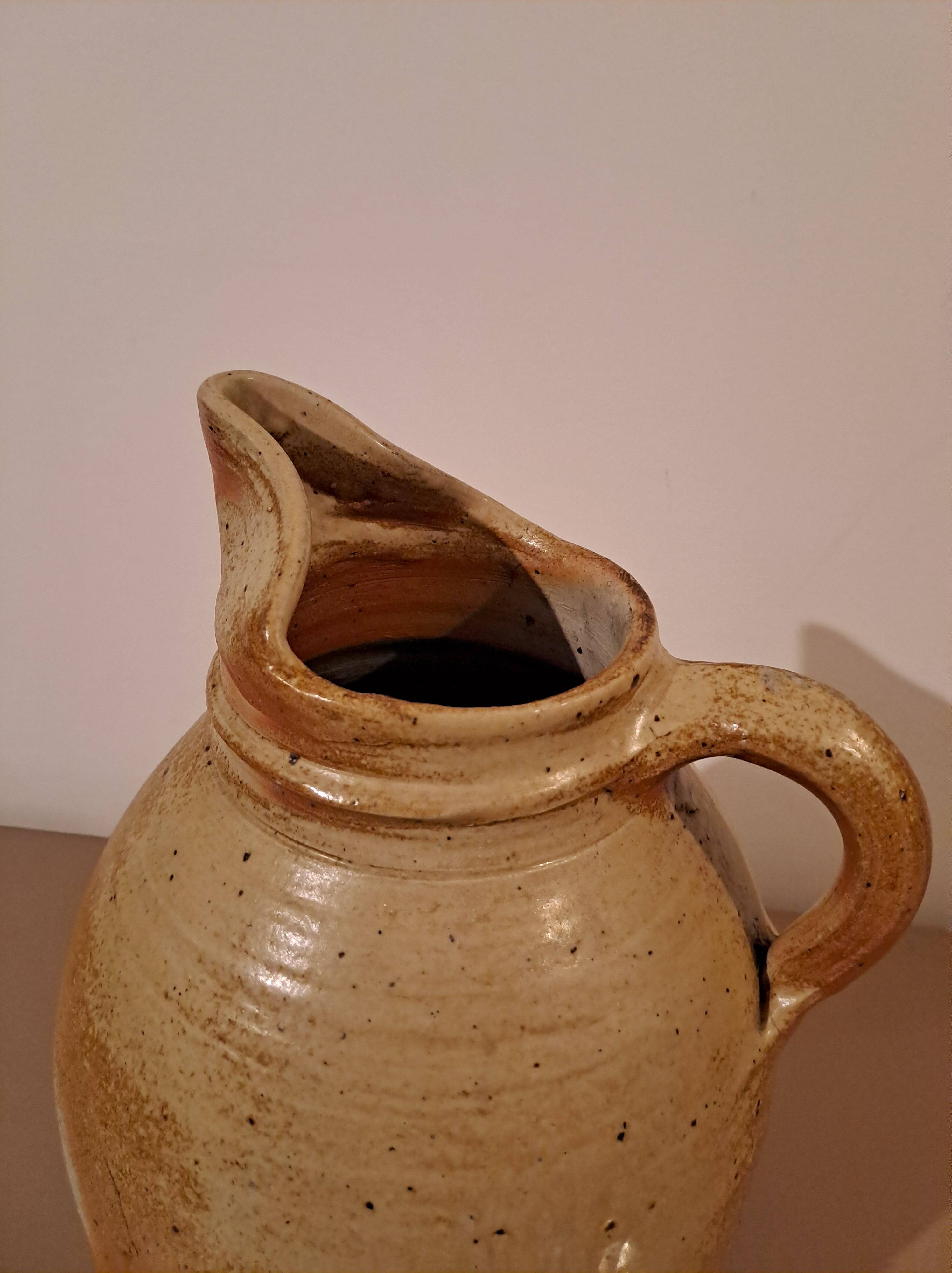 Pichet vintage en grès émaillé