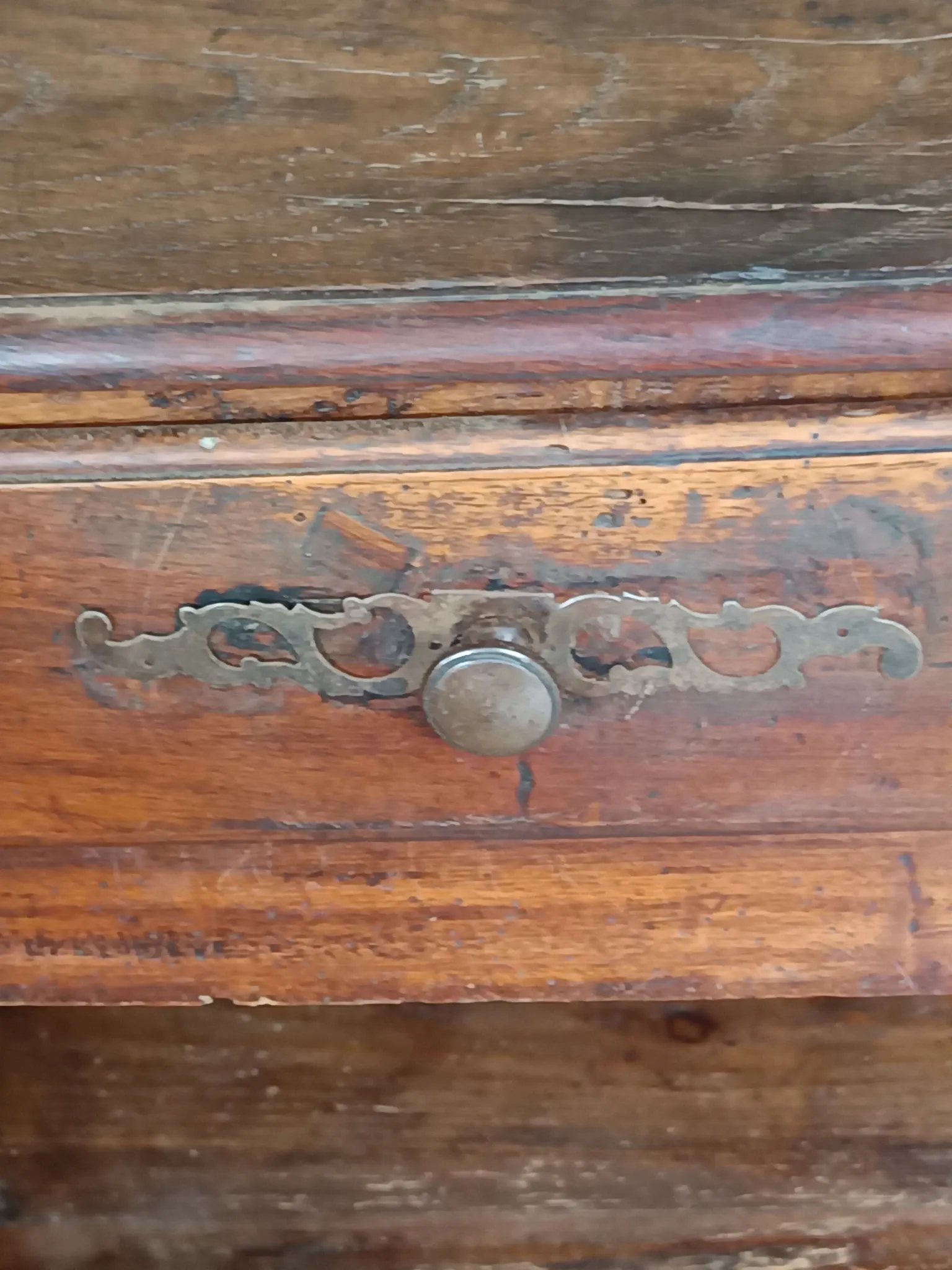 Sloped desk in solid walnut, 18th century (Louis XV style)