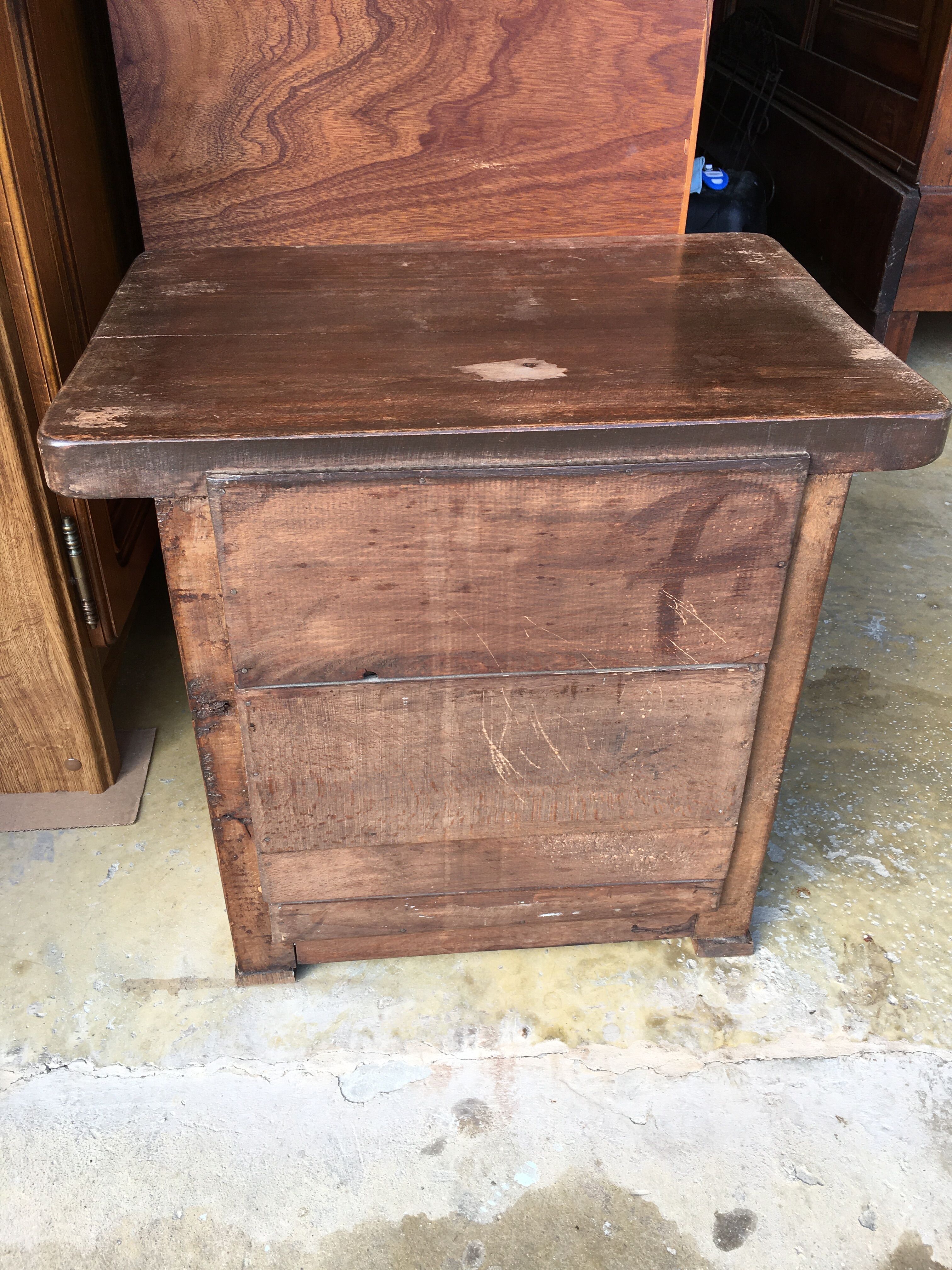 Breton style bedside