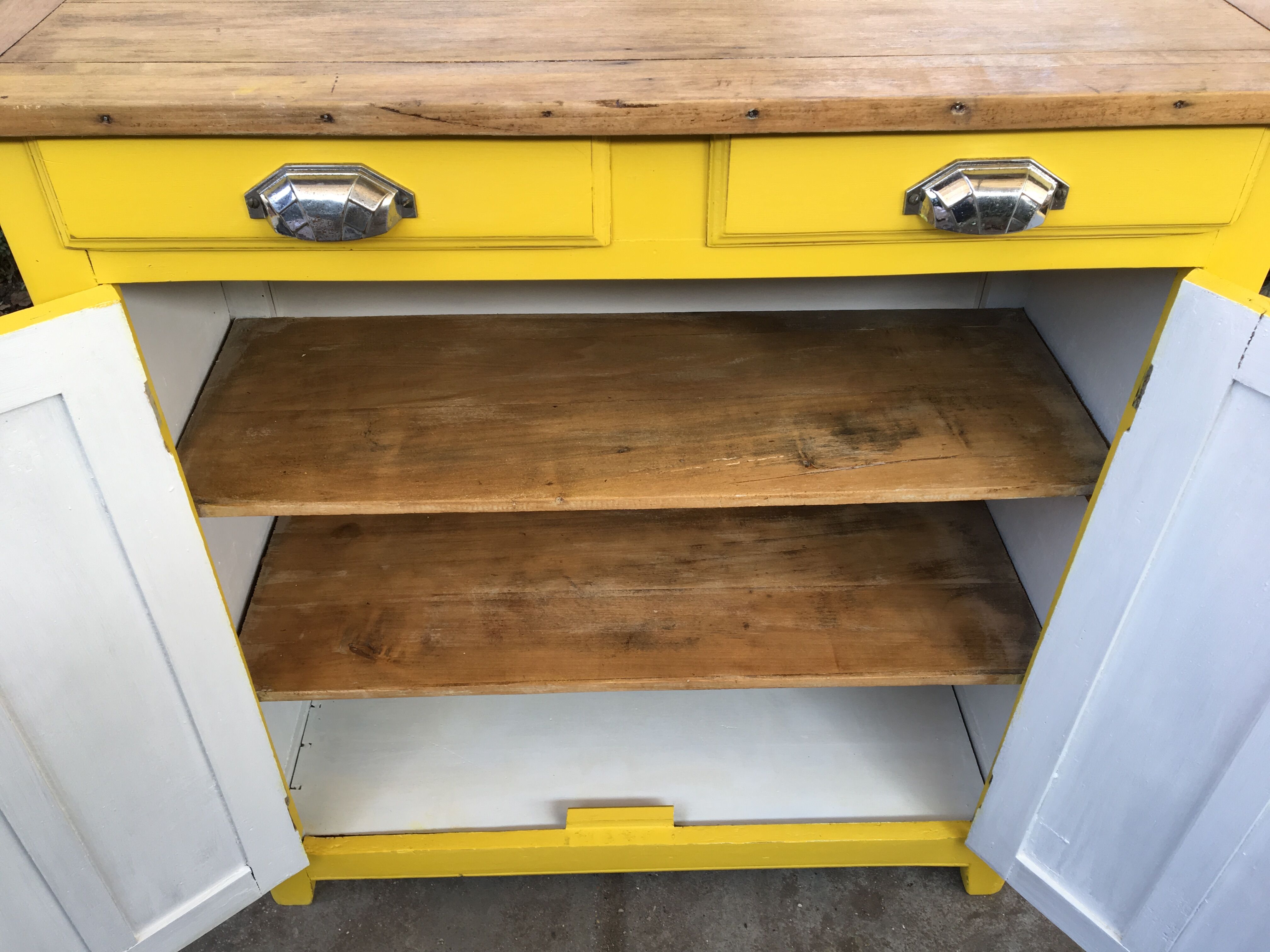 Former parisian buffet