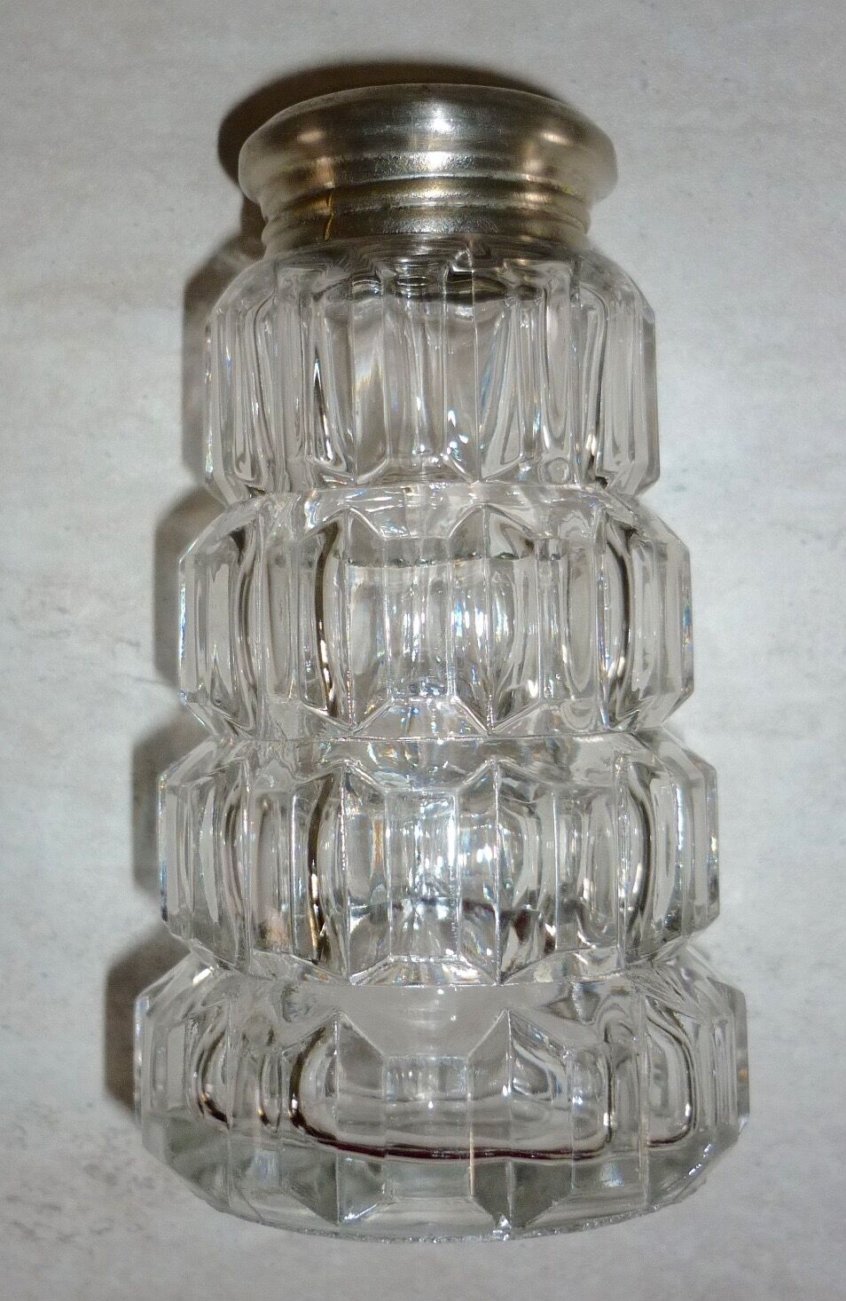 Saupoudreuse/sucrier en verre