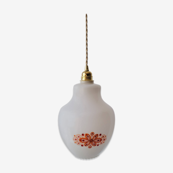 Opaline suspension