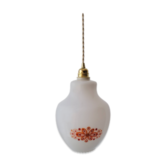 Opaline suspension