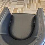 Set of 2 leather armchairs